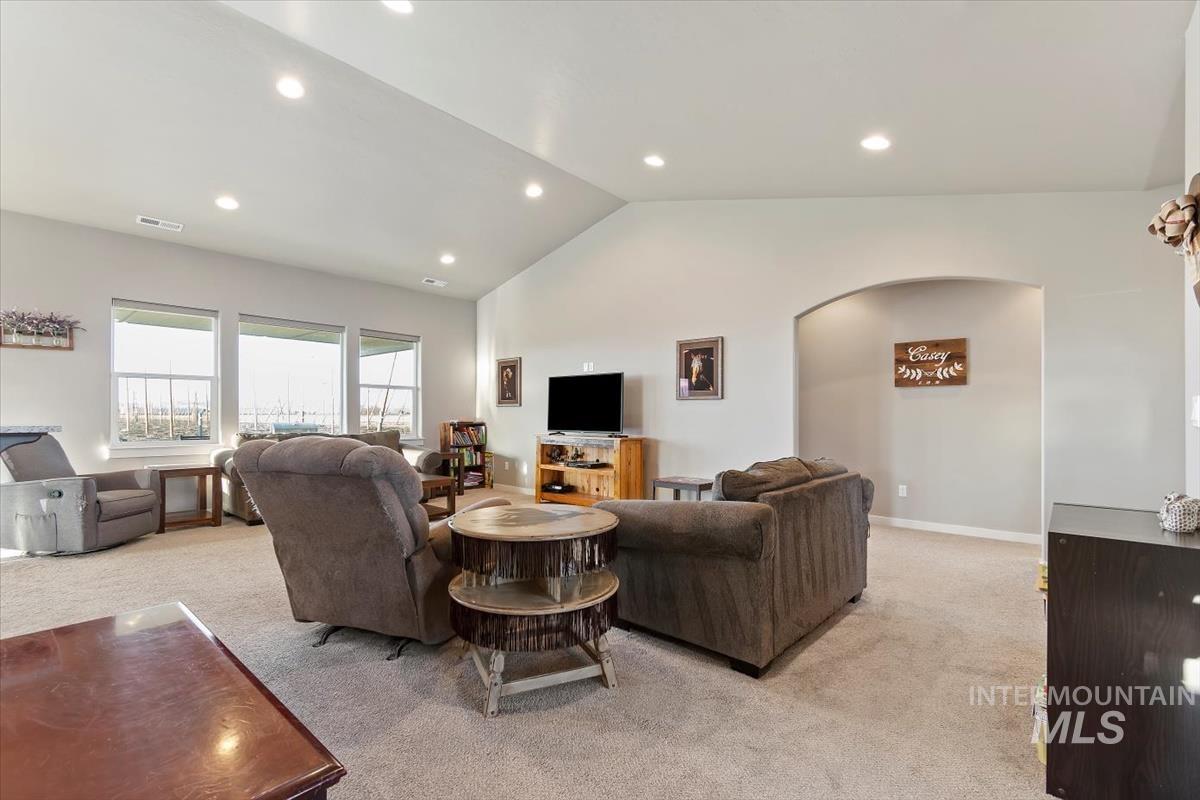 22924 Fargo Rd Property Photo 5