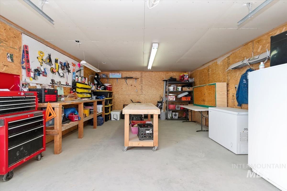 22924 Fargo Rd Property Photo 28