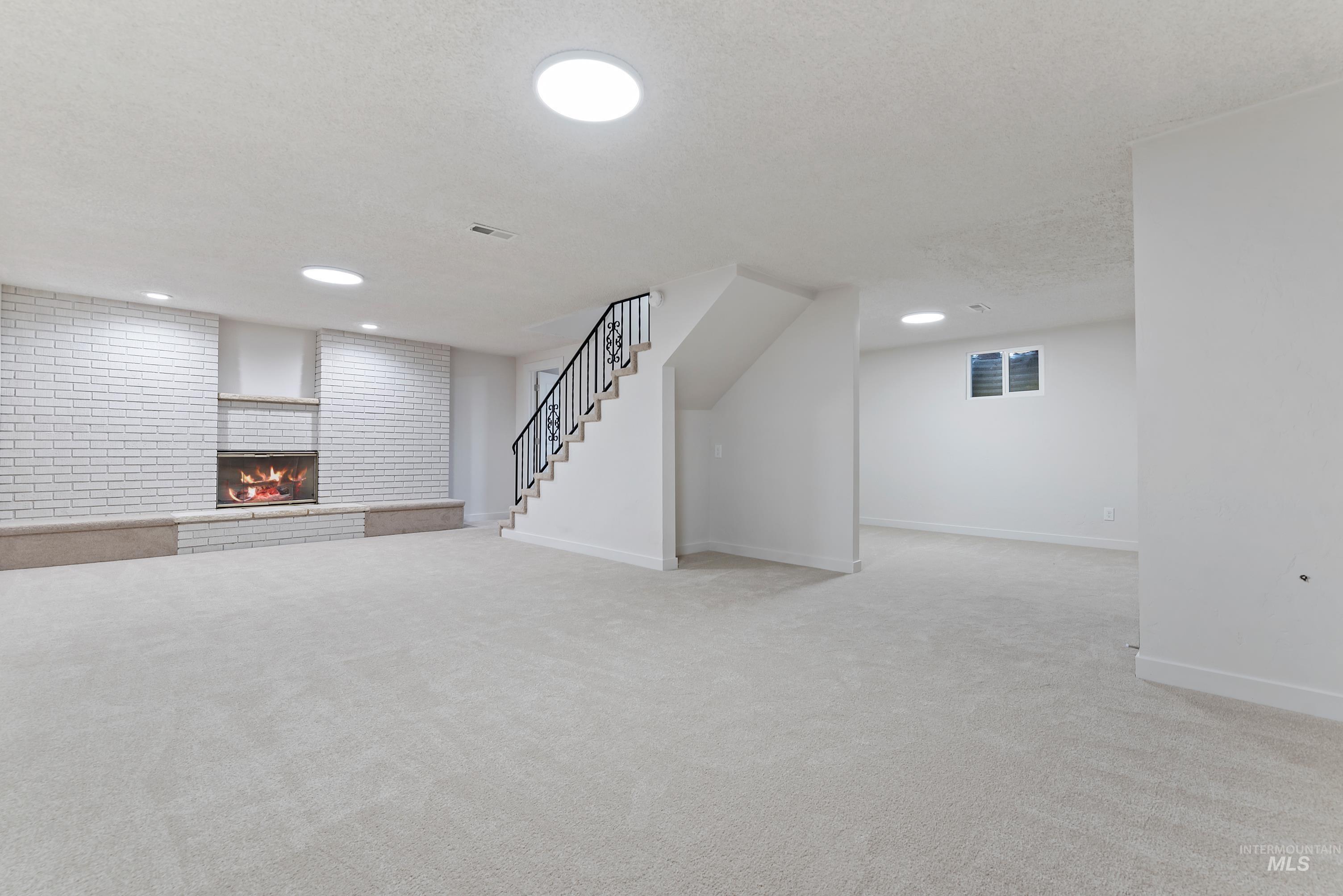 413 N Midland Blvd. Property Photo 17