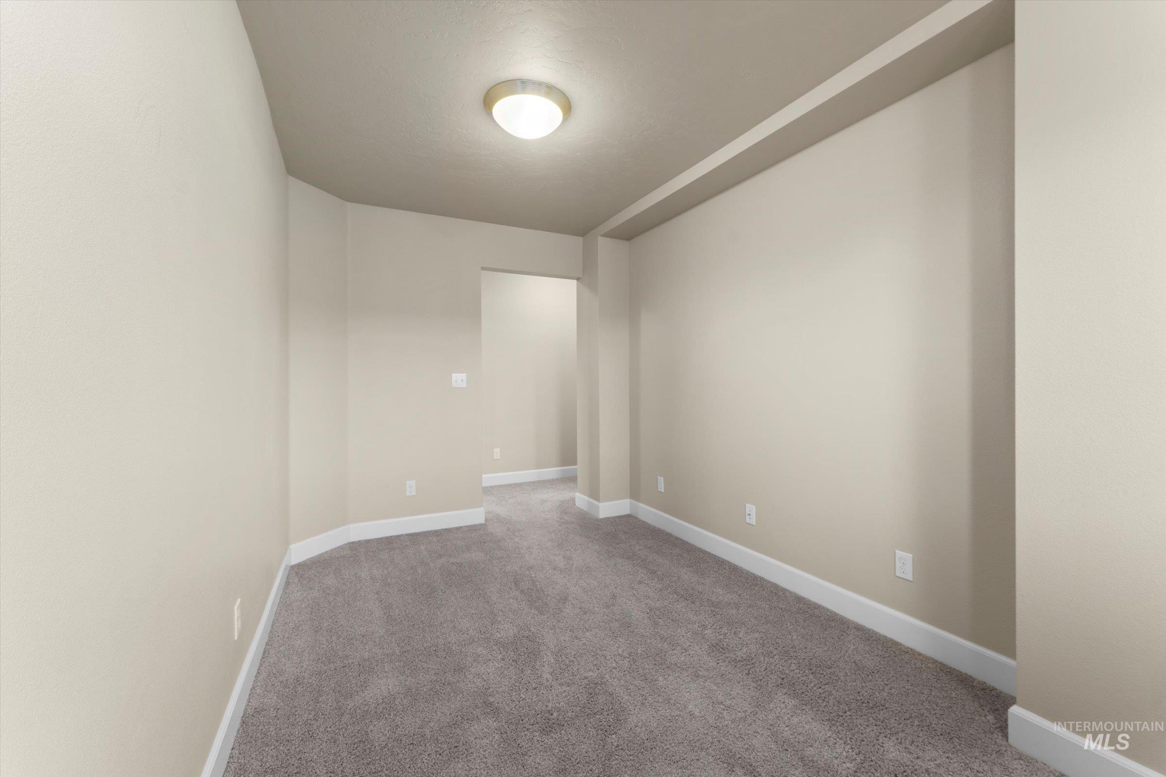 2691 E Decameron Lane Property Photo 15