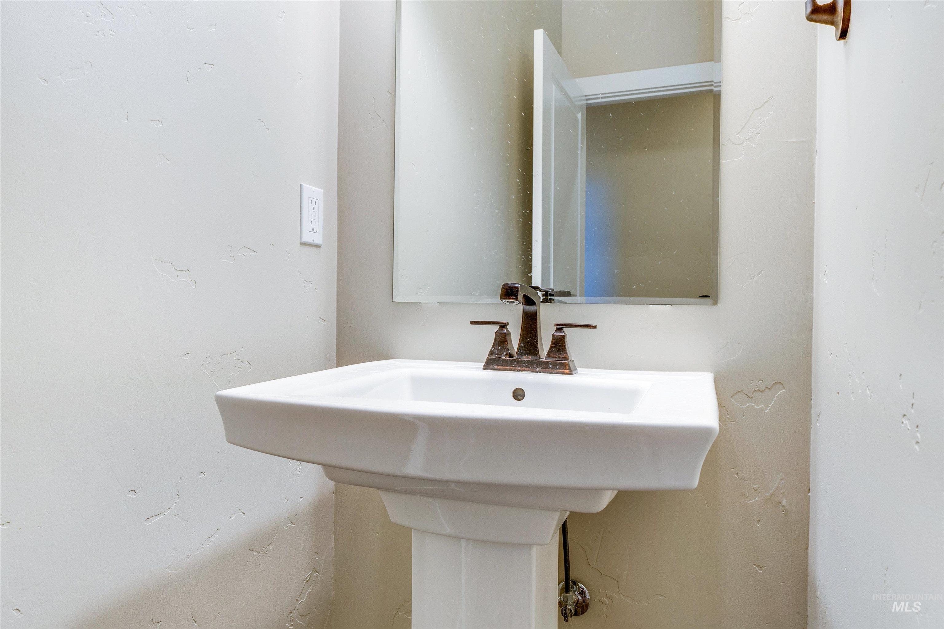 2083 E Sharptail Street Property Photo 36
