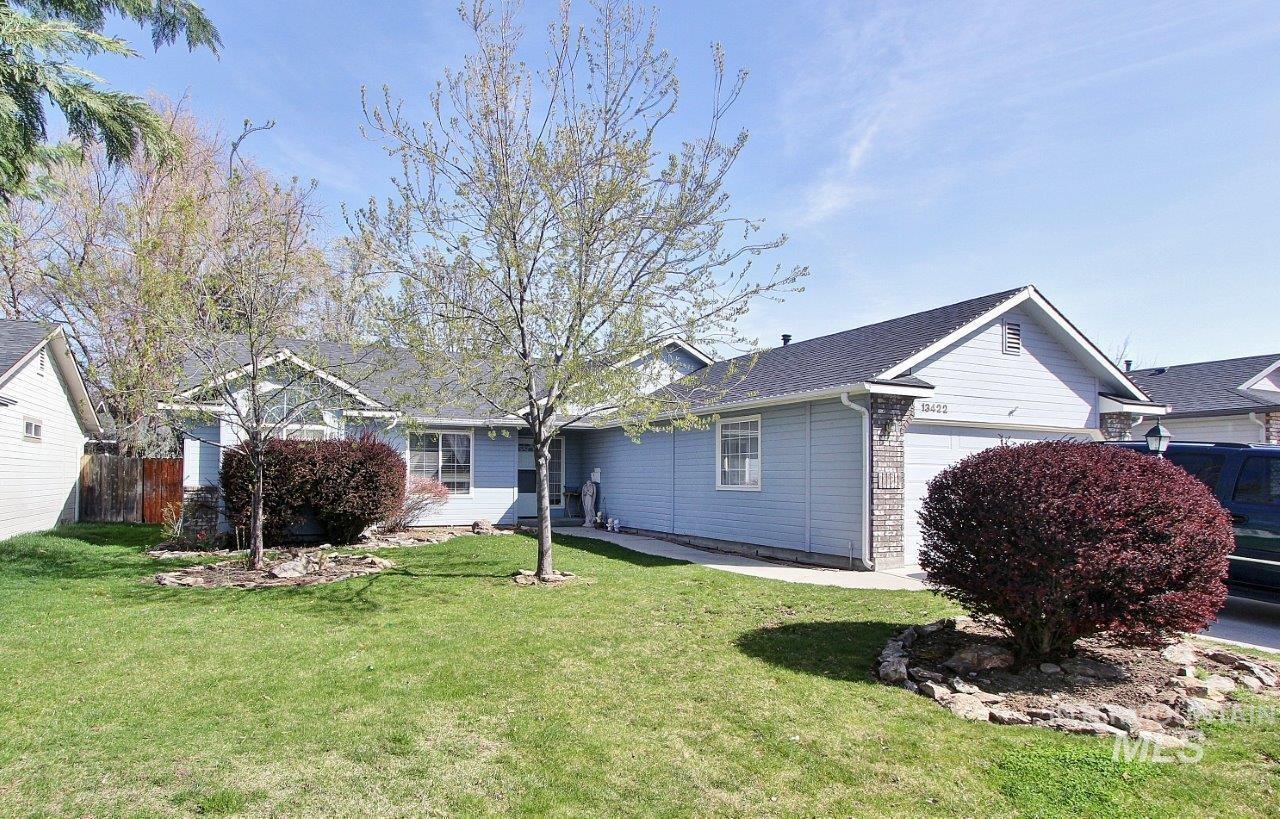 13422 W Fig St Property Photo 1