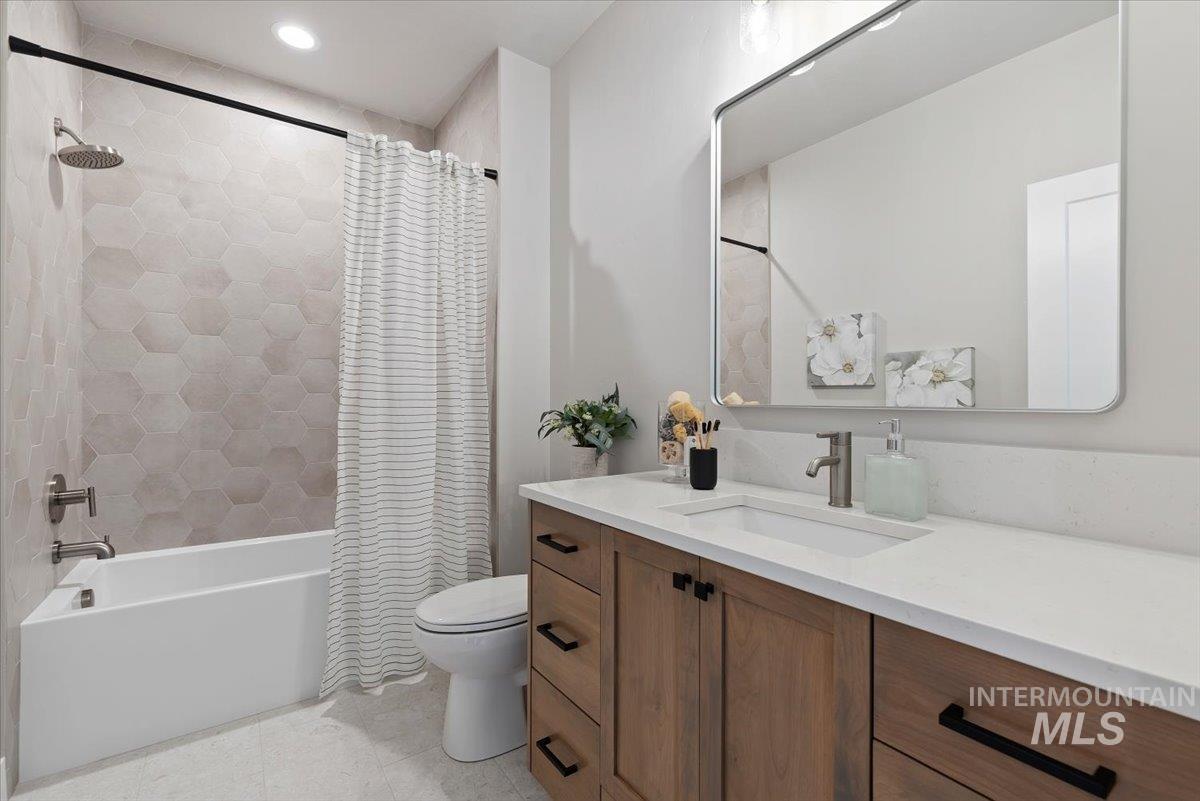 1819 E Jade Creek Lane Property Photo 26