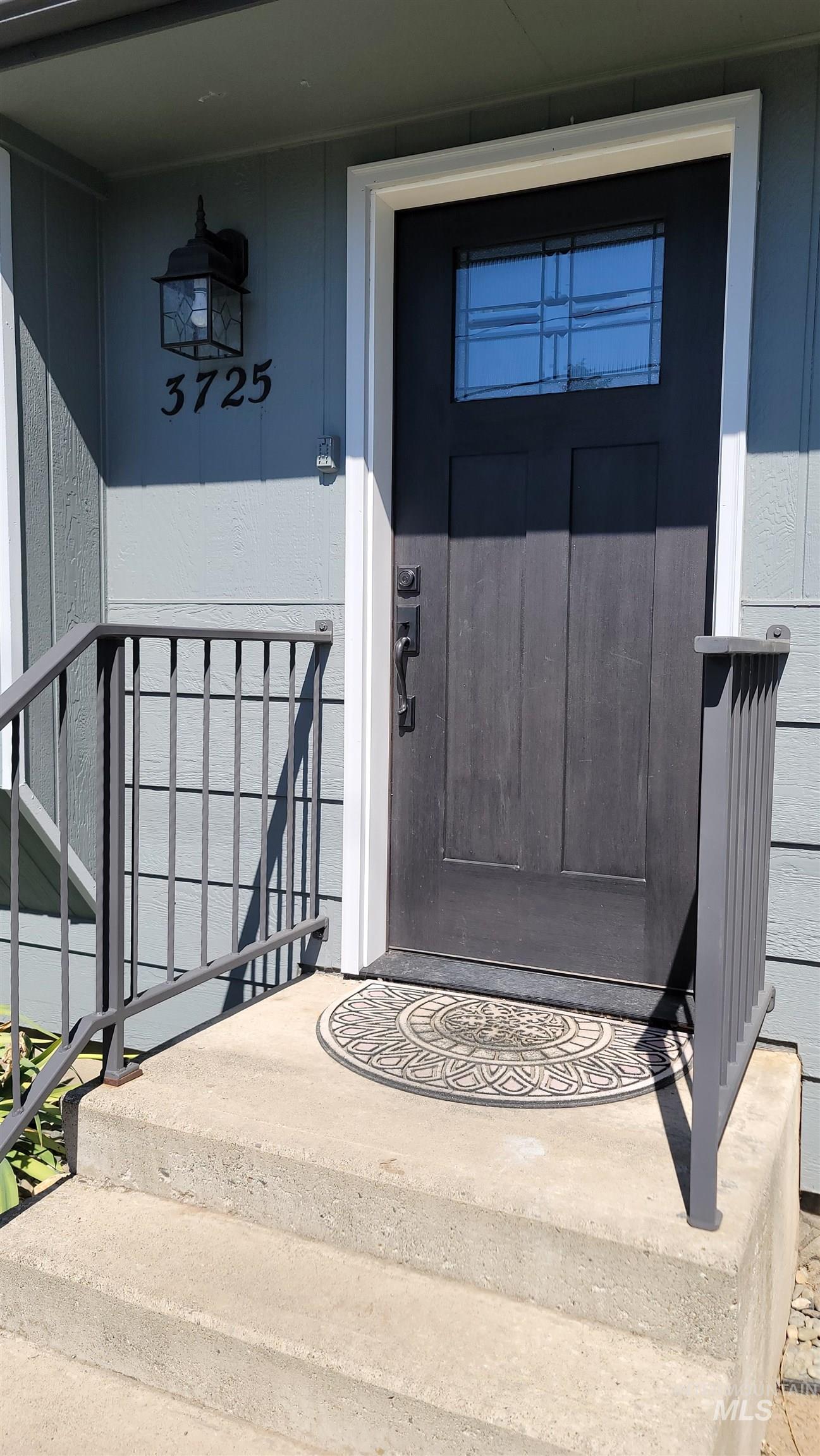 3725 18th St. Property Photo 2