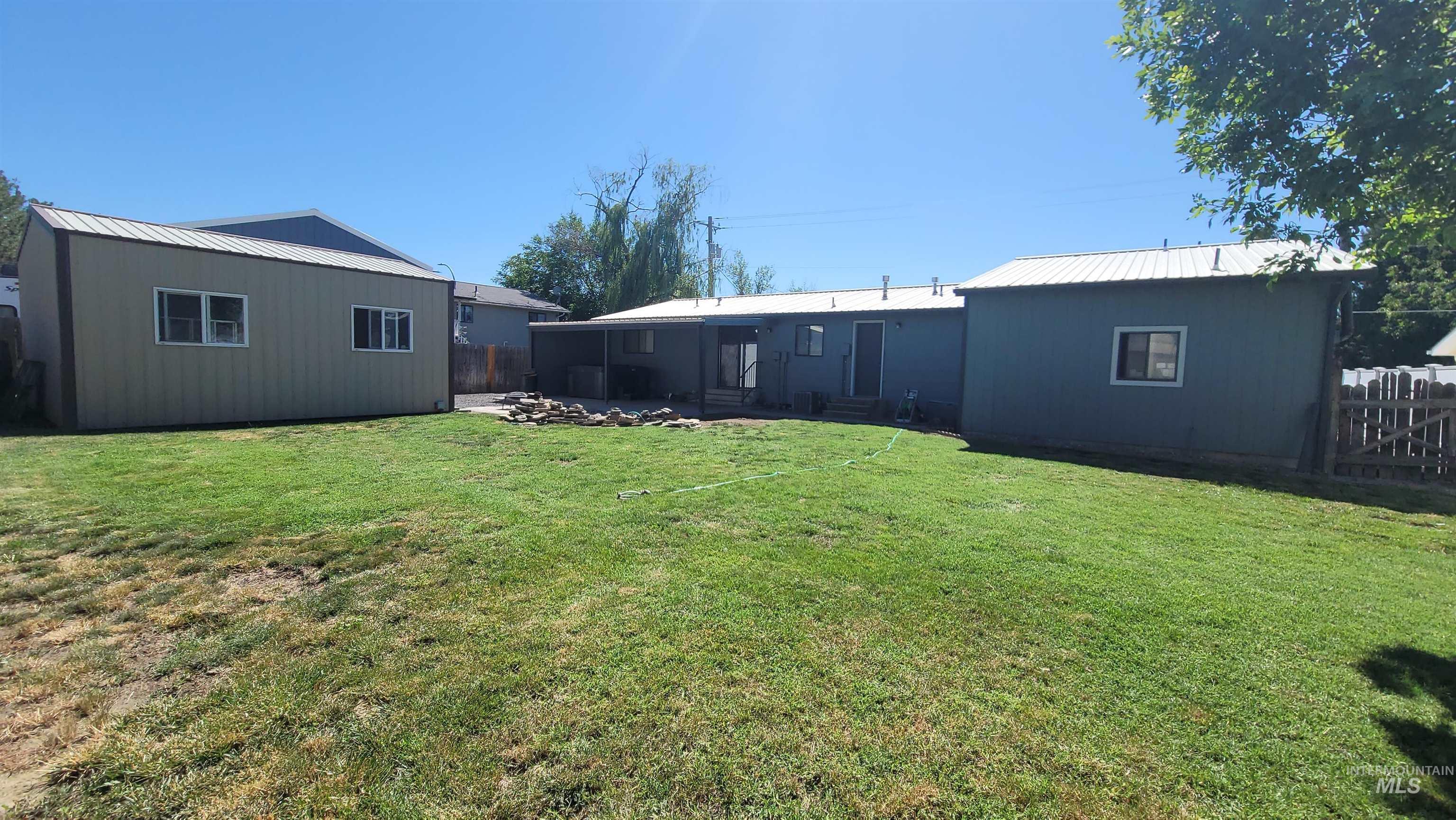 3725 18th St. Property Photo 6