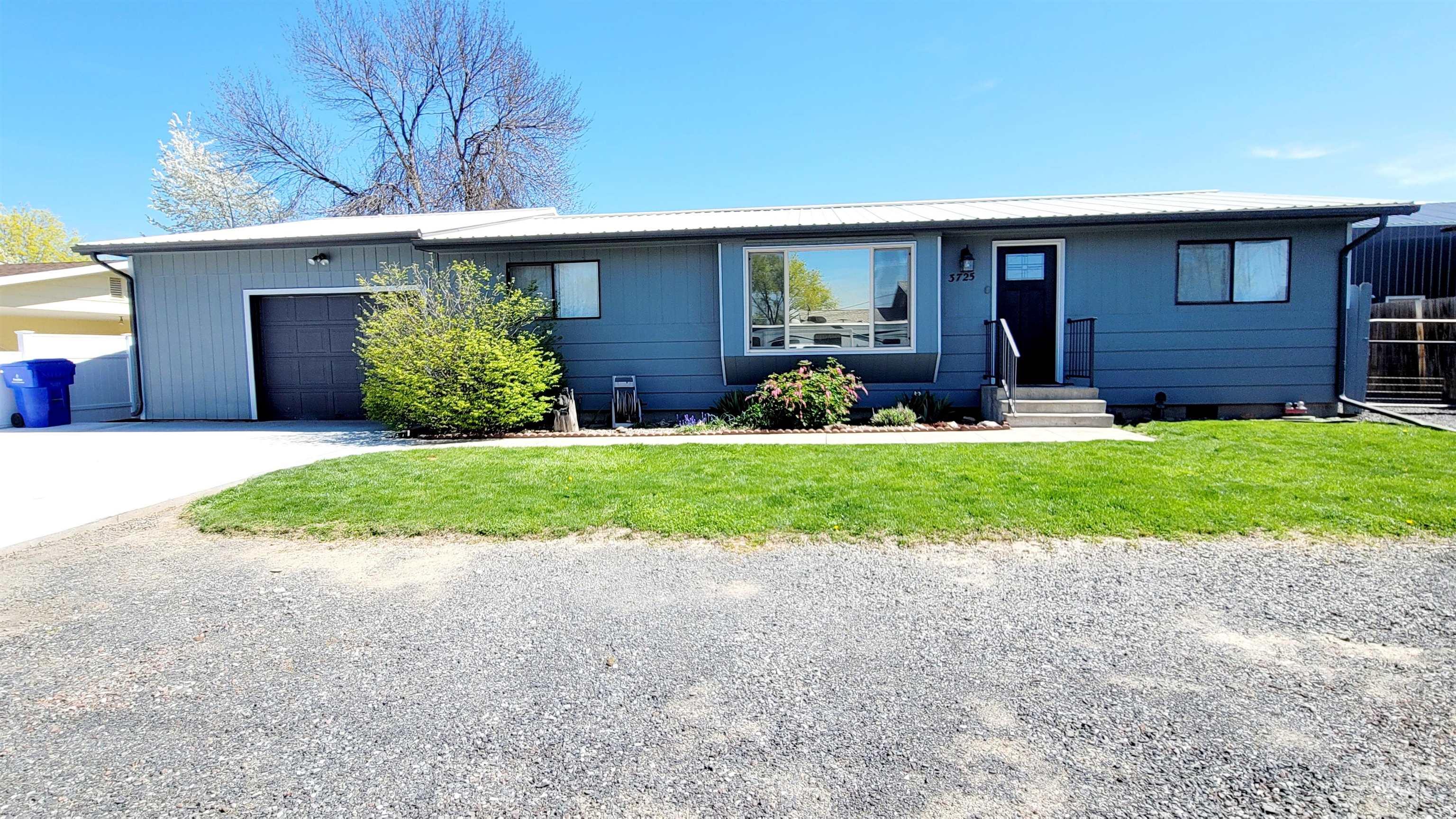 3725 18th St. Property Photo 8