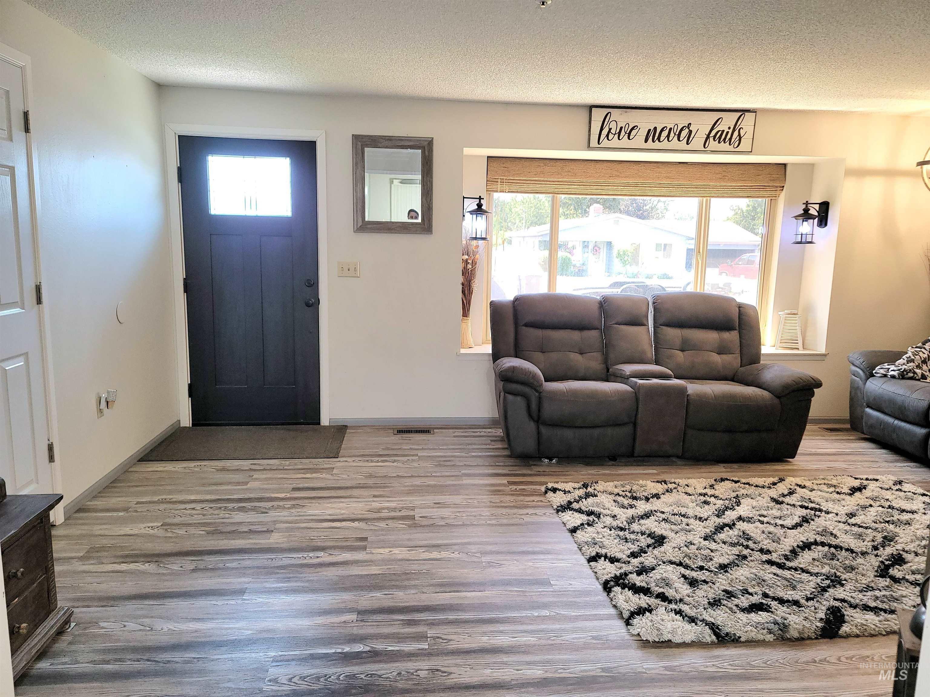 3725 18th St. Property Photo 19