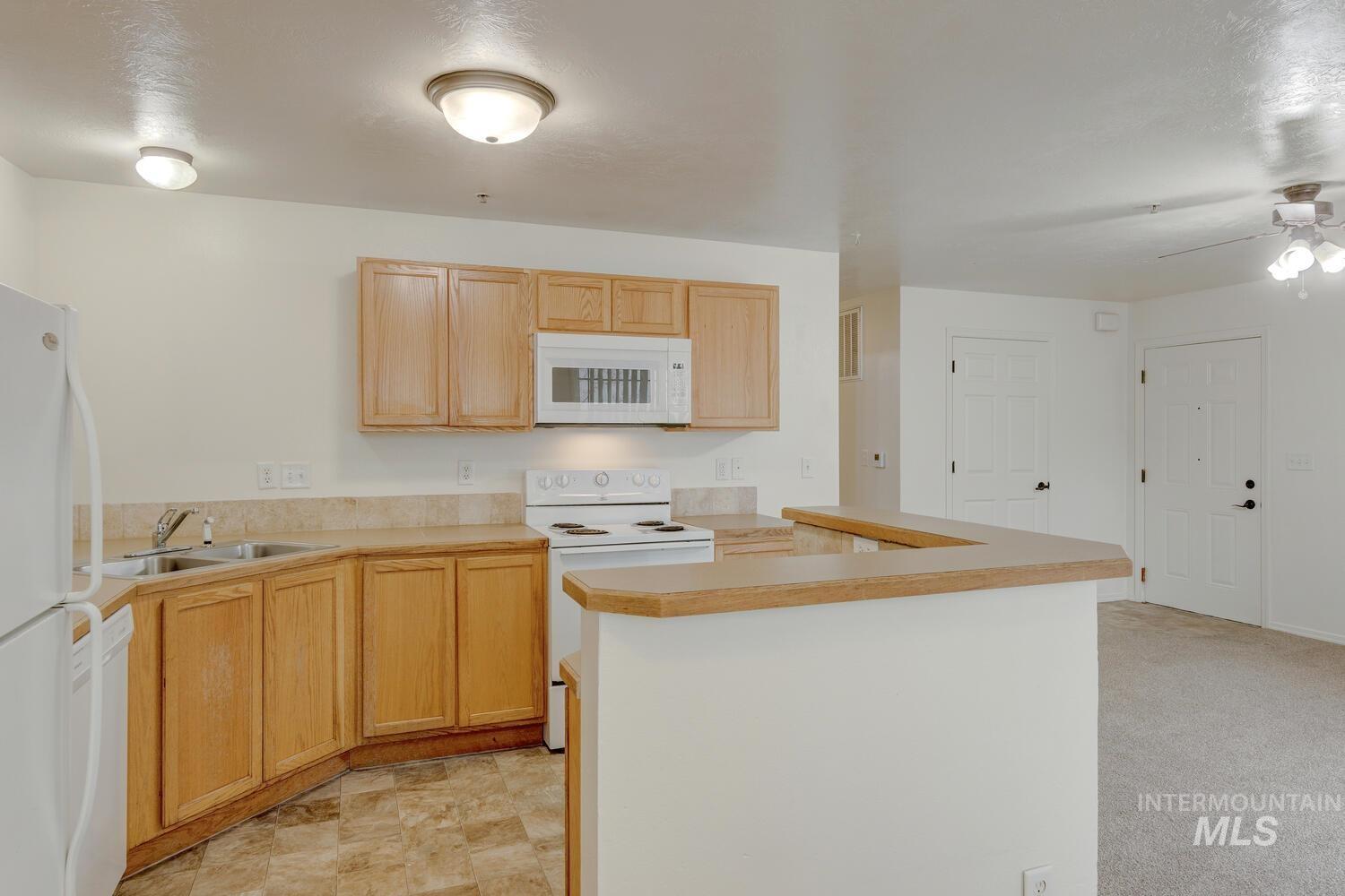 9192 B Brogan Drive Property Photo 10
