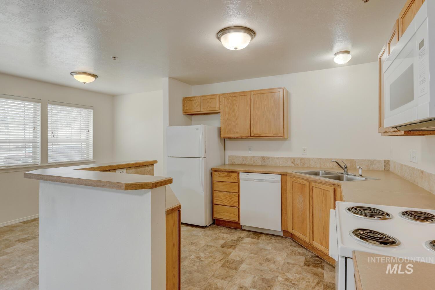 9192 B Brogan Drive Property Photo 11