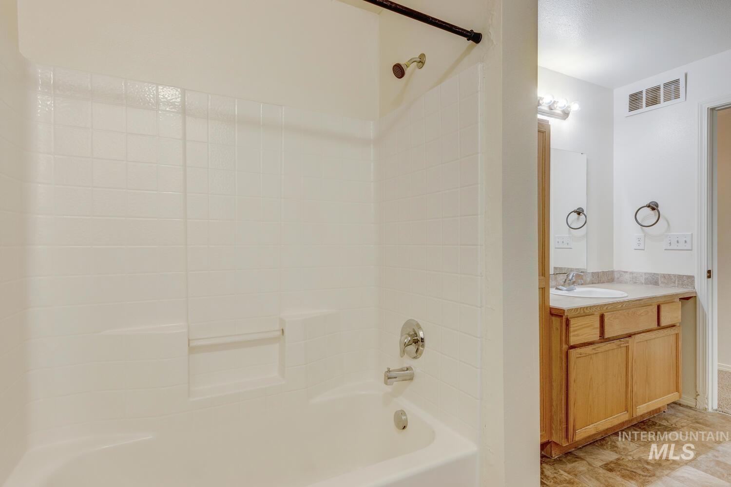 9192 B Brogan Drive Property Photo 23