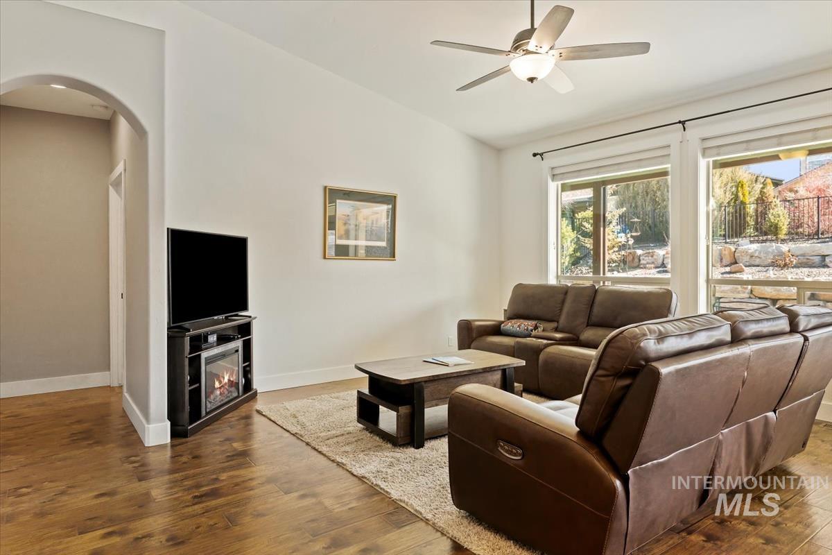 18160 N Streams Edge Way Property Photo 8