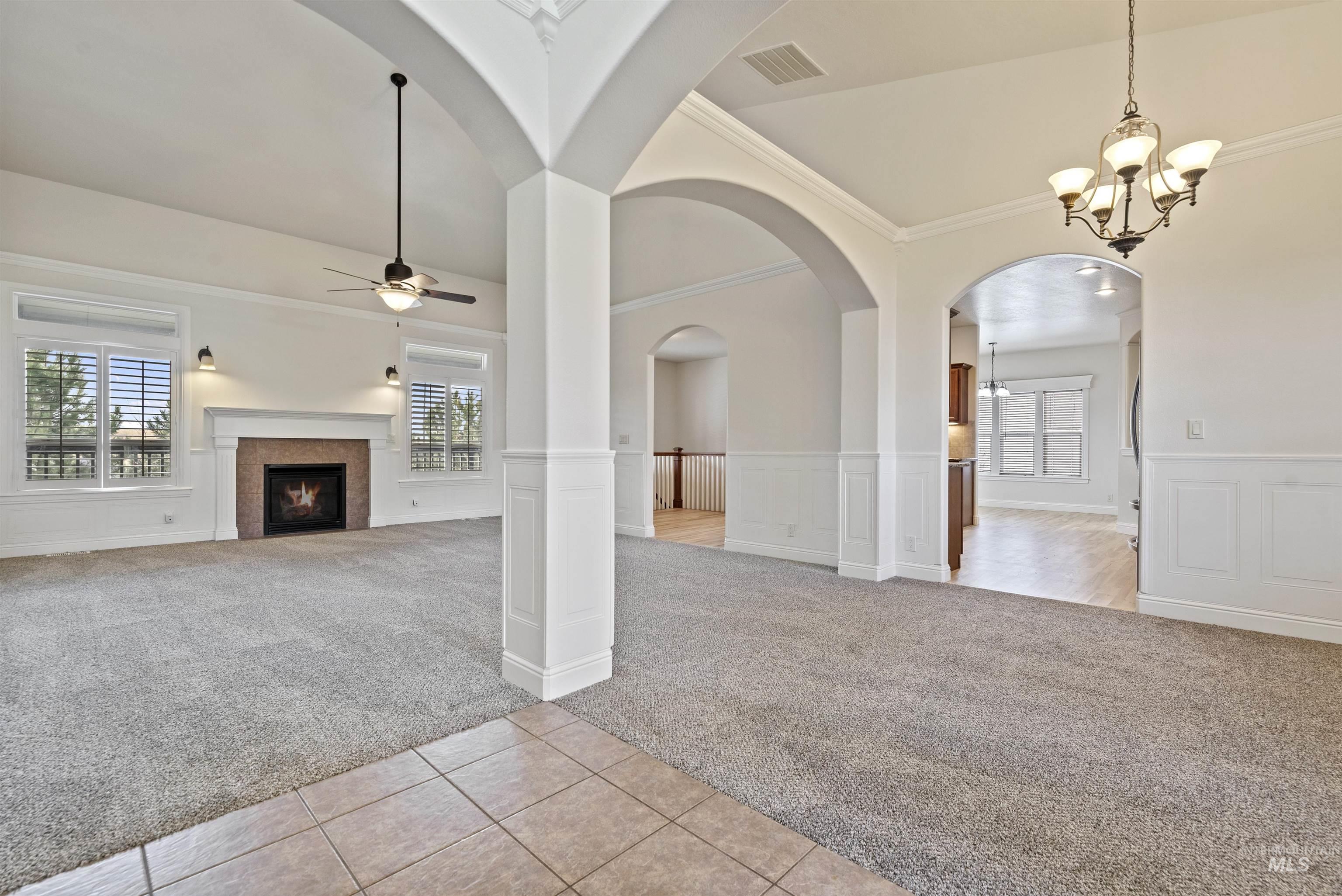 2565 S Skyview Dr Property Photo 4
