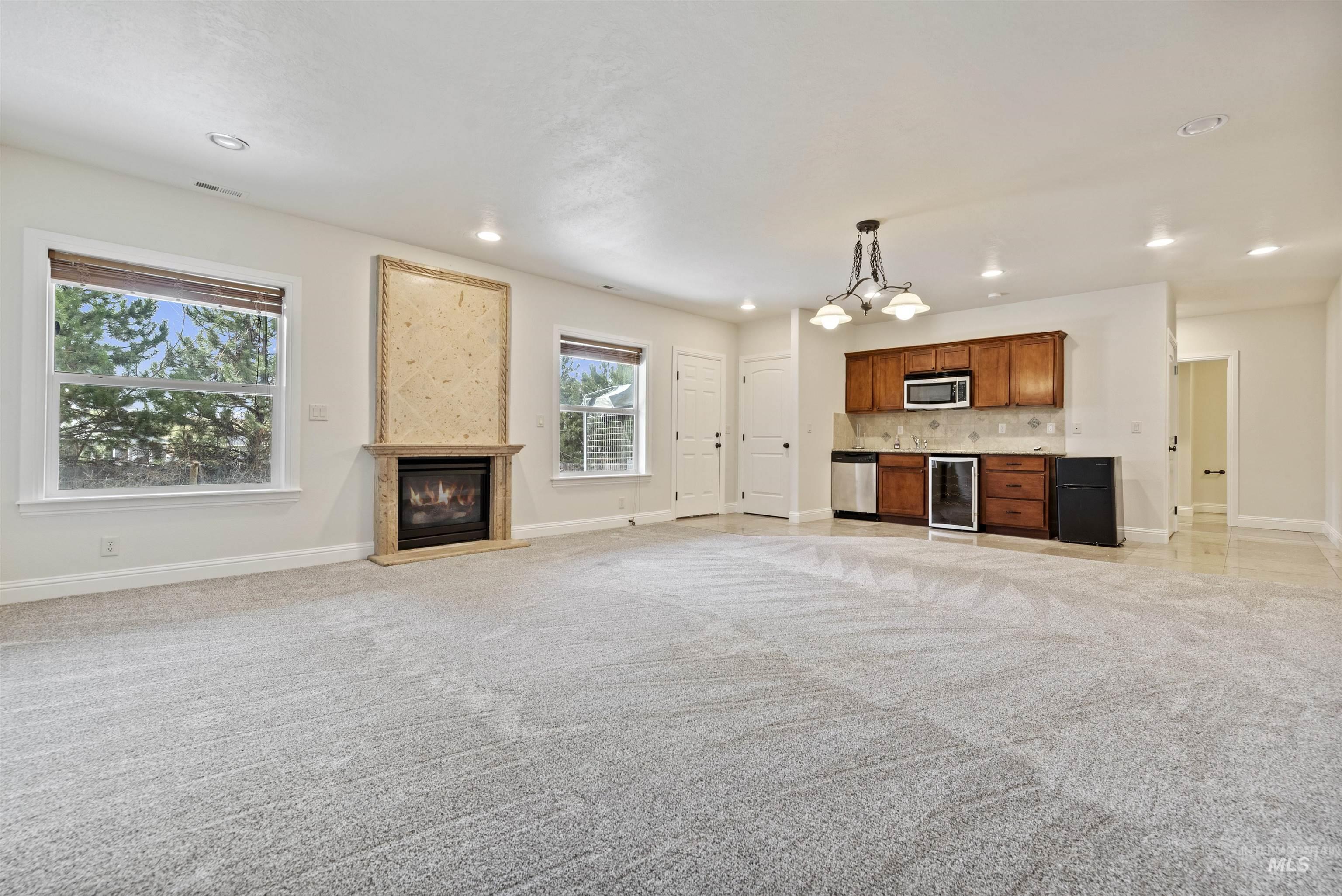 2565 S Skyview Dr Property Photo 14