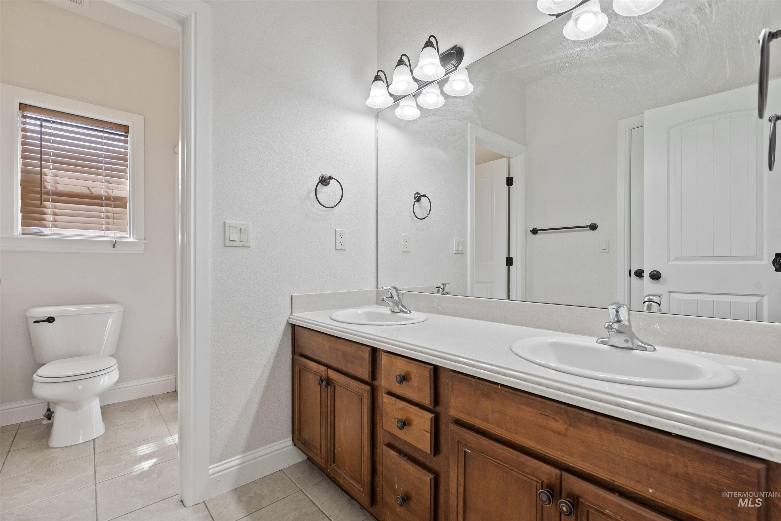 2565 S Skyview Dr Property Photo 25