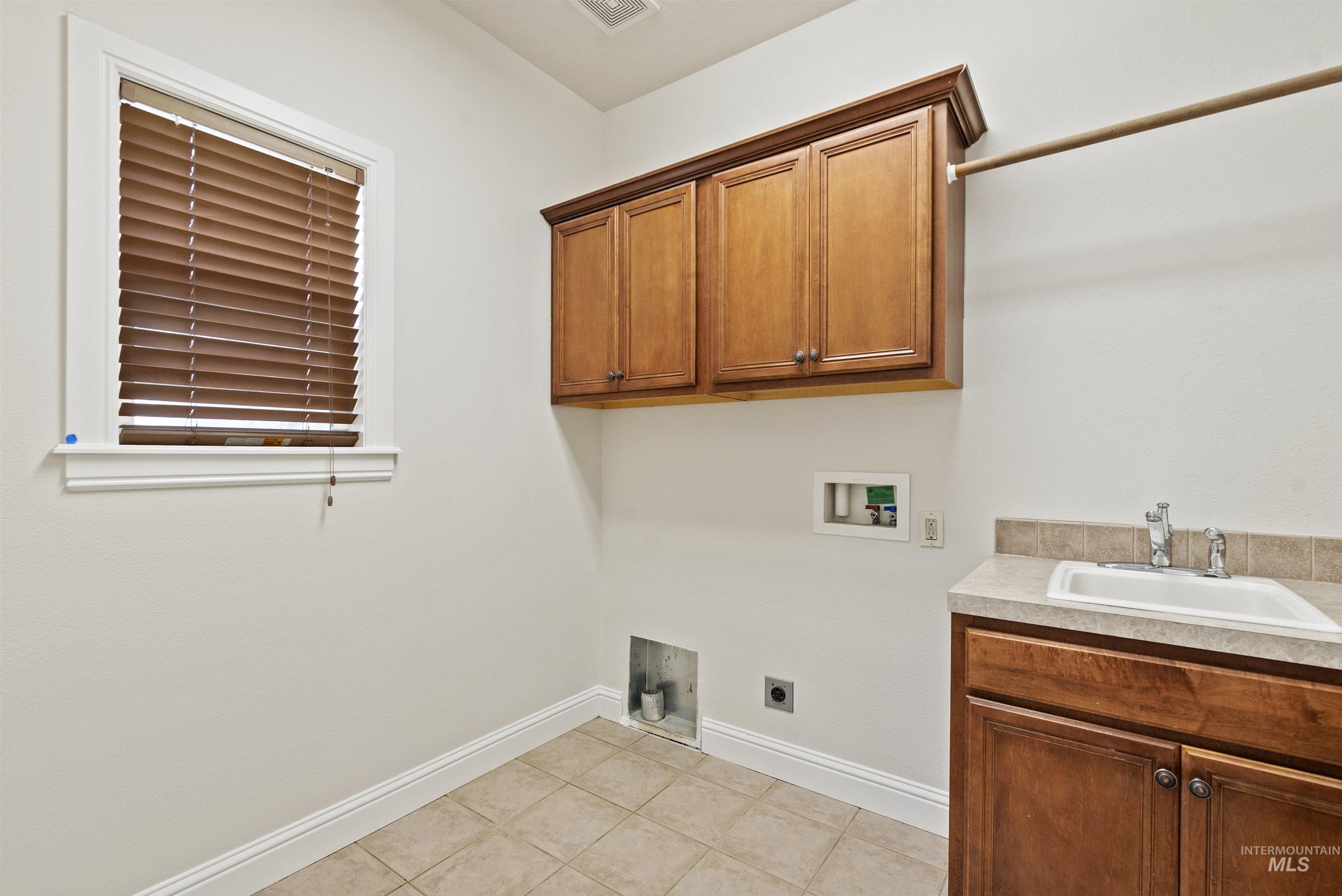 2565 S Skyview Dr Property Photo 31
