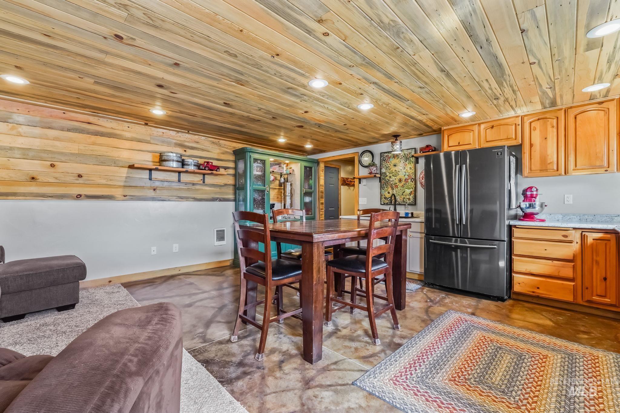 29 Family Pl Property Photo 19