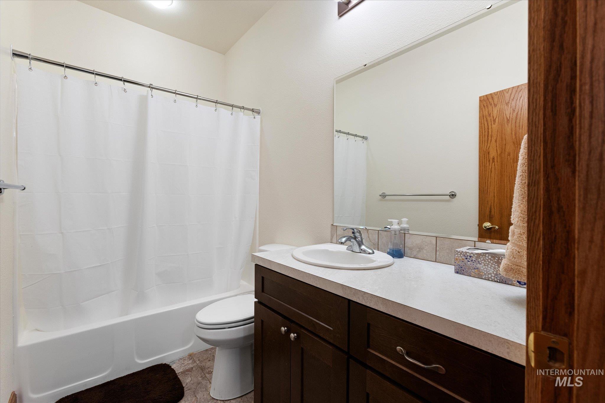 520 9th St Property Photo 16