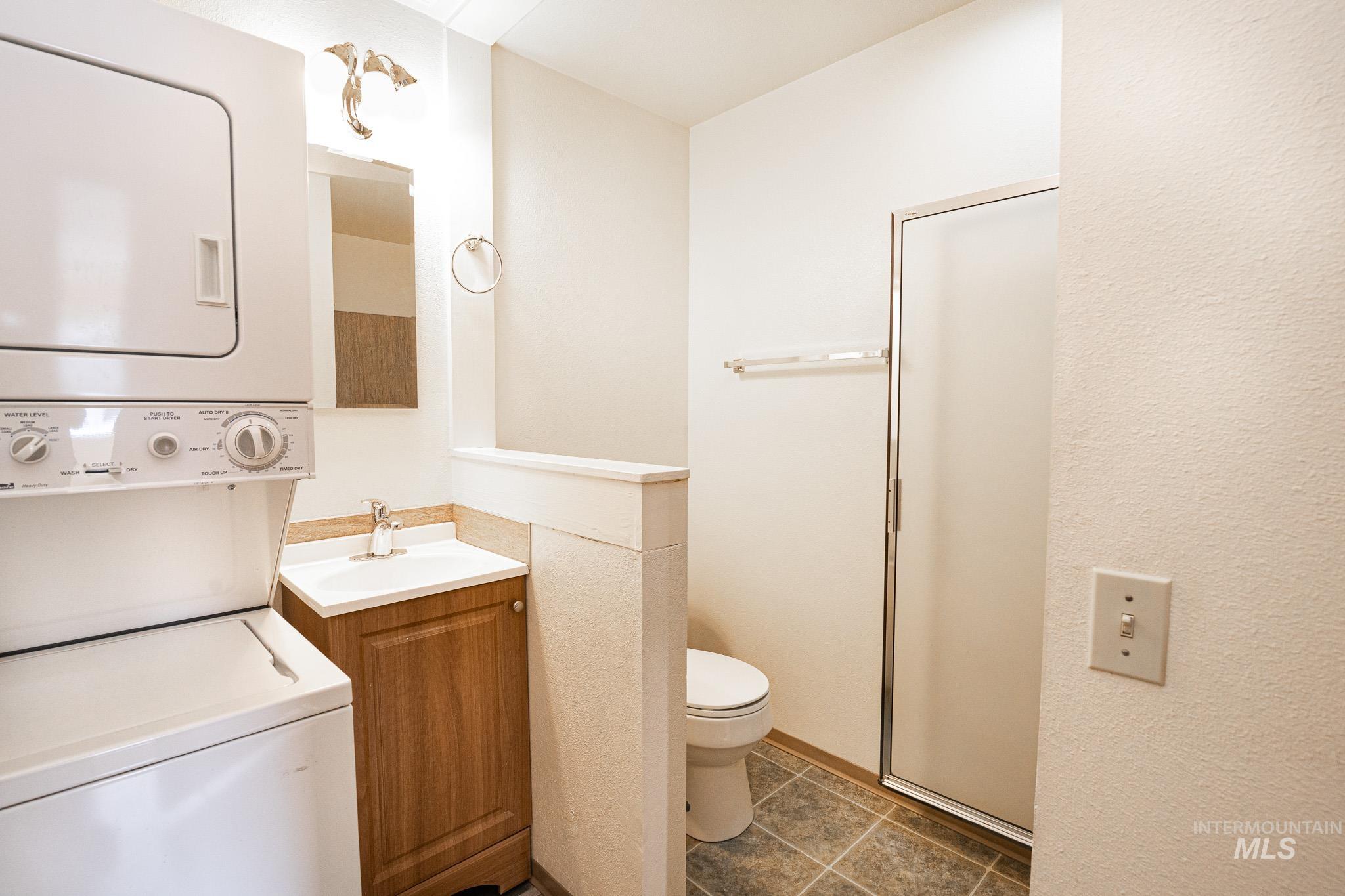 300 Washington St Property Photo 18