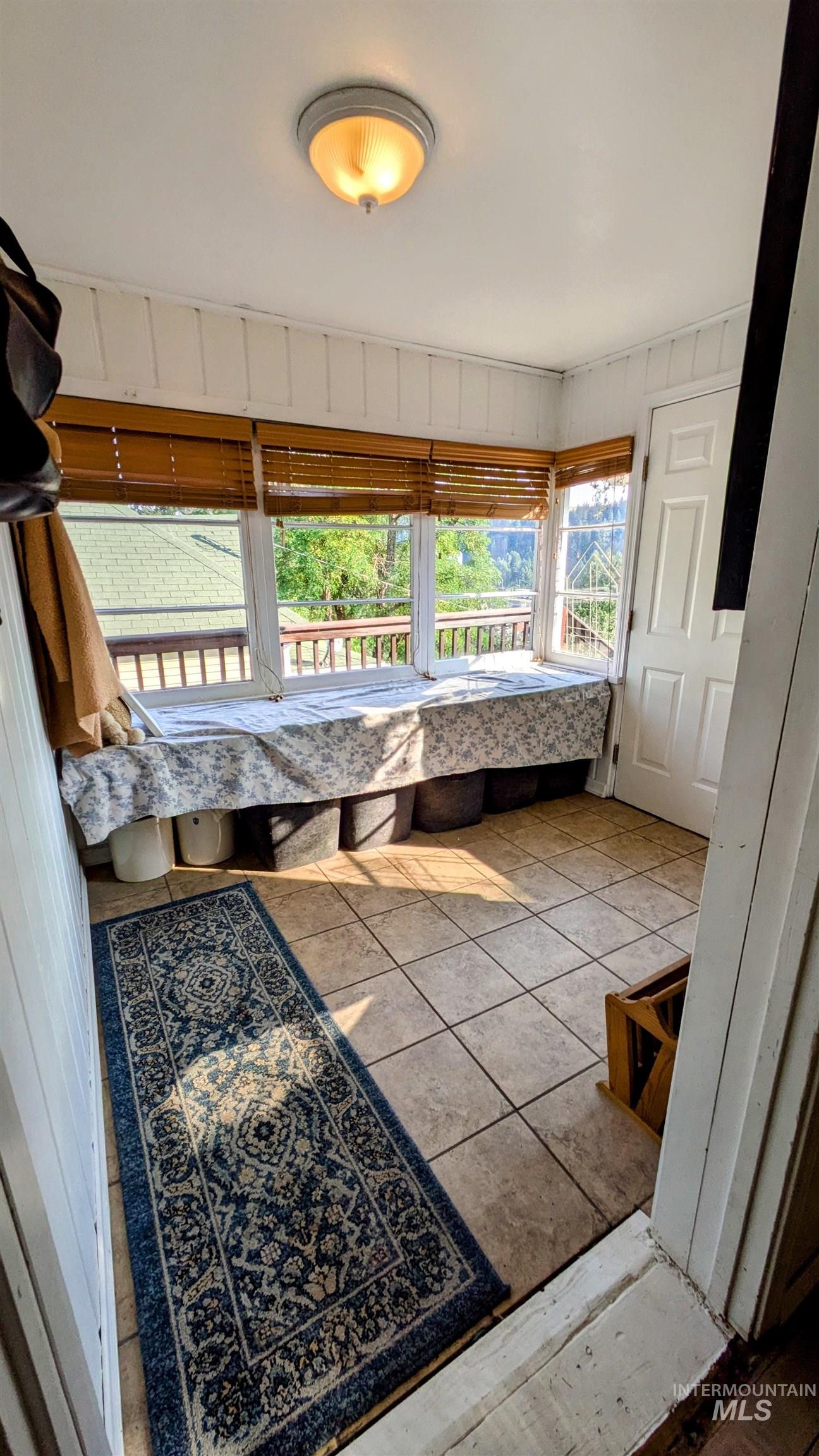 310 S Pine St Property Photo 12