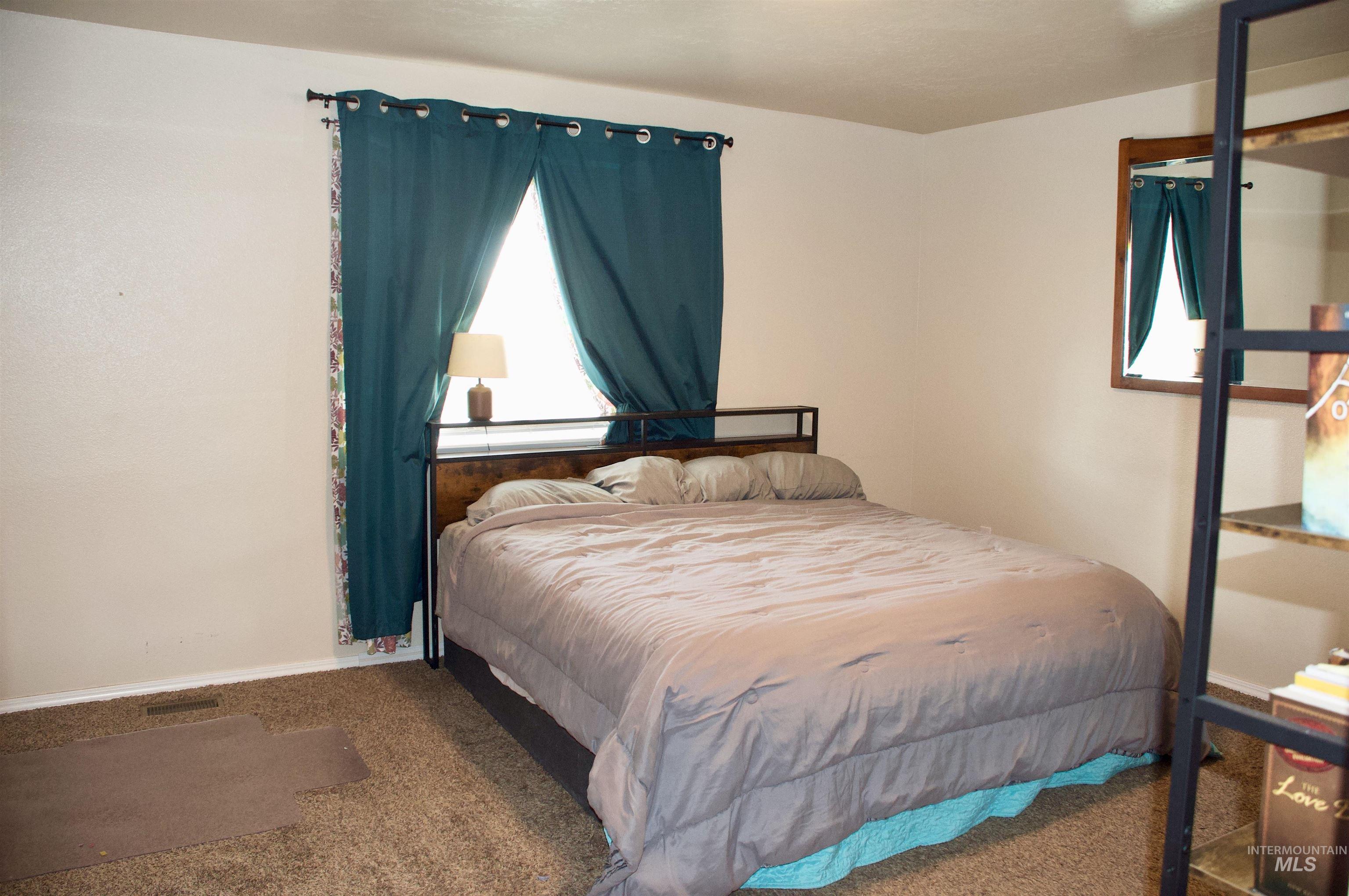 869 S Threave Property Photo 10