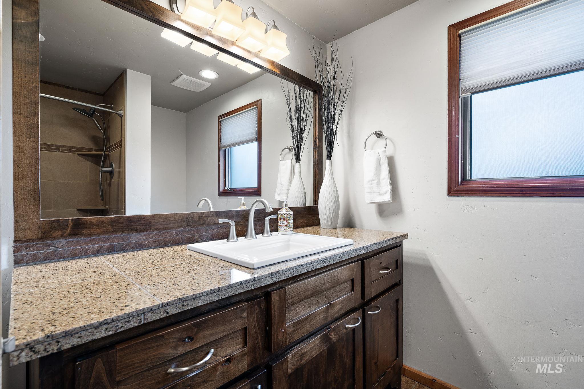 12248 Orchard Ave Property Photo 25