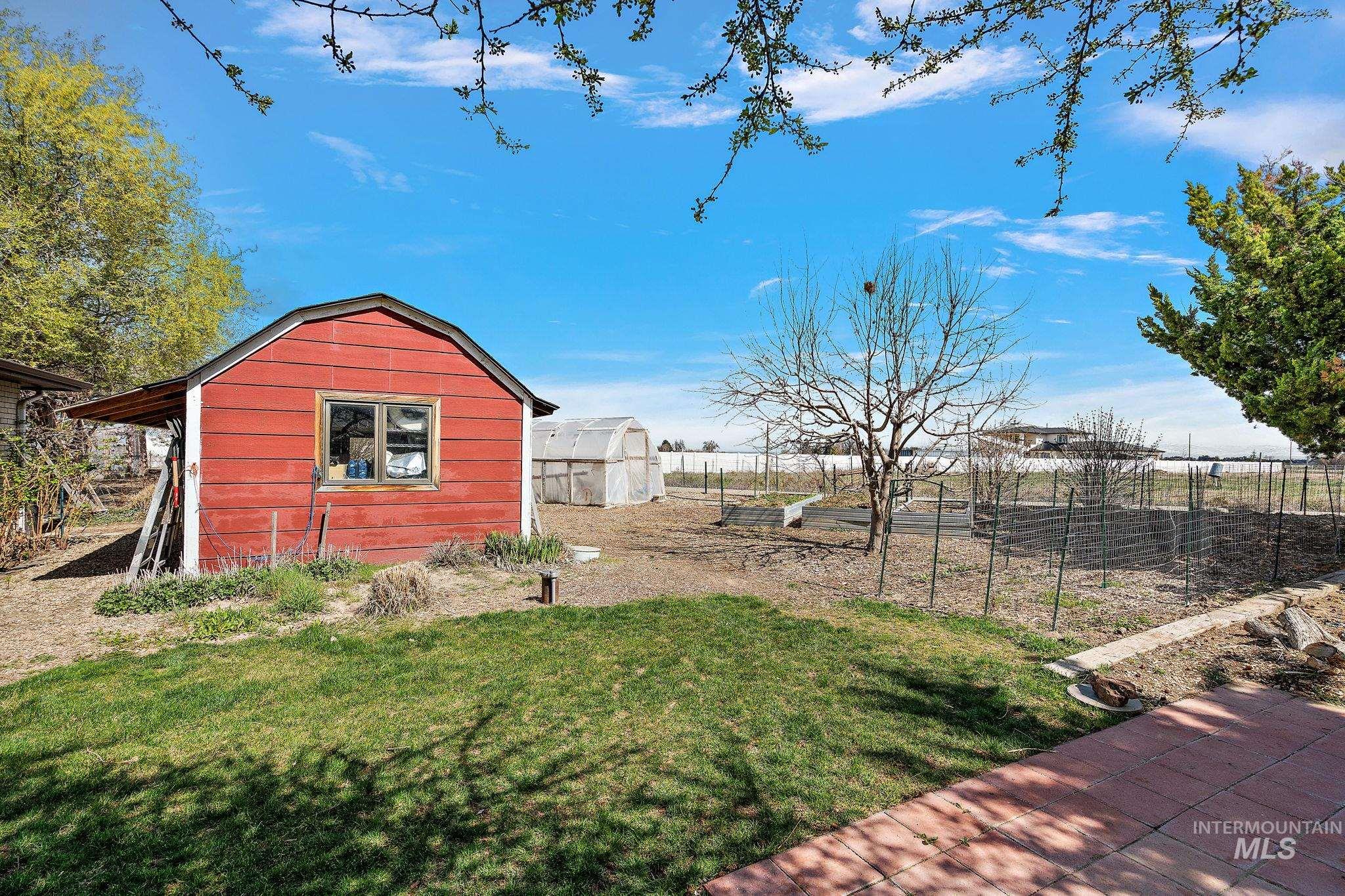 12248 Orchard Ave Property Photo 38