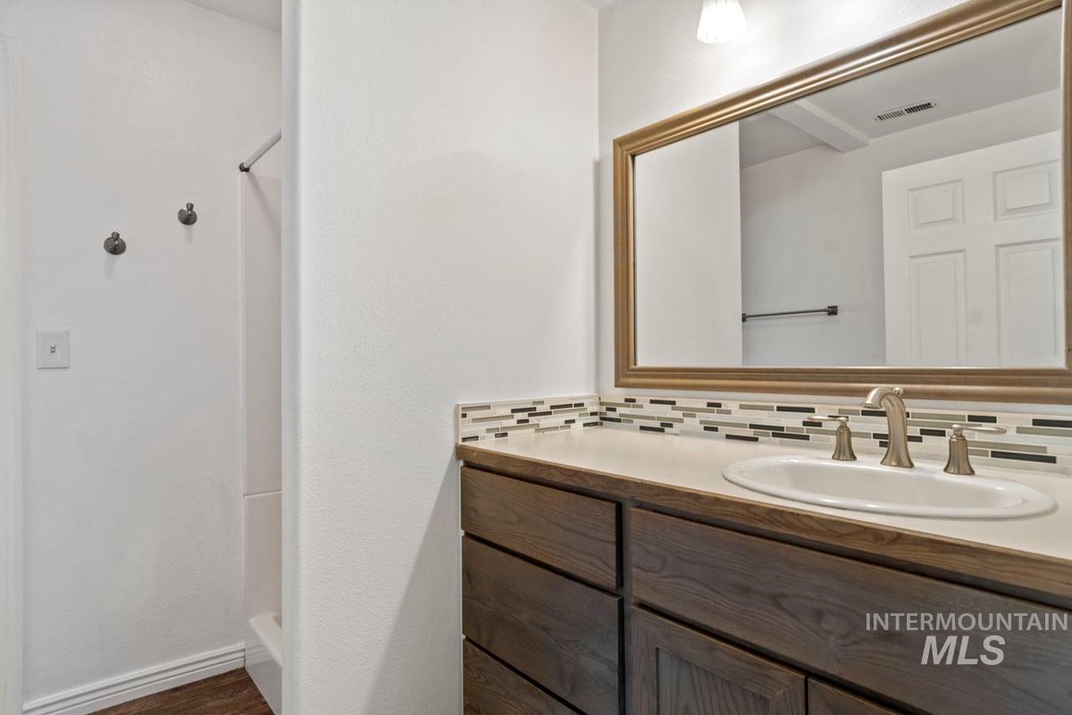 1034 E Mckinley Property Photo 15