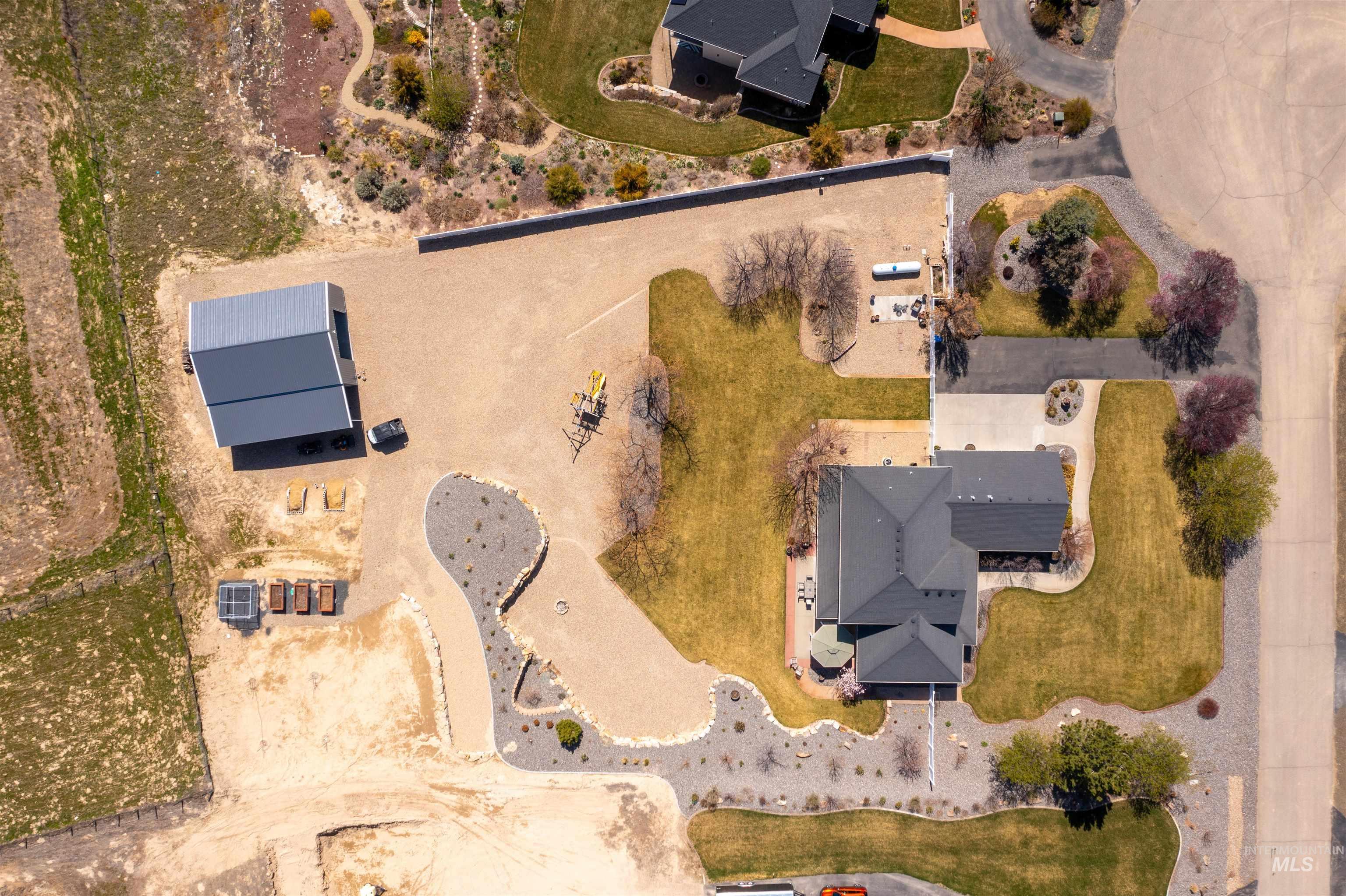 4954 Eagle View Ct Property Photo 5