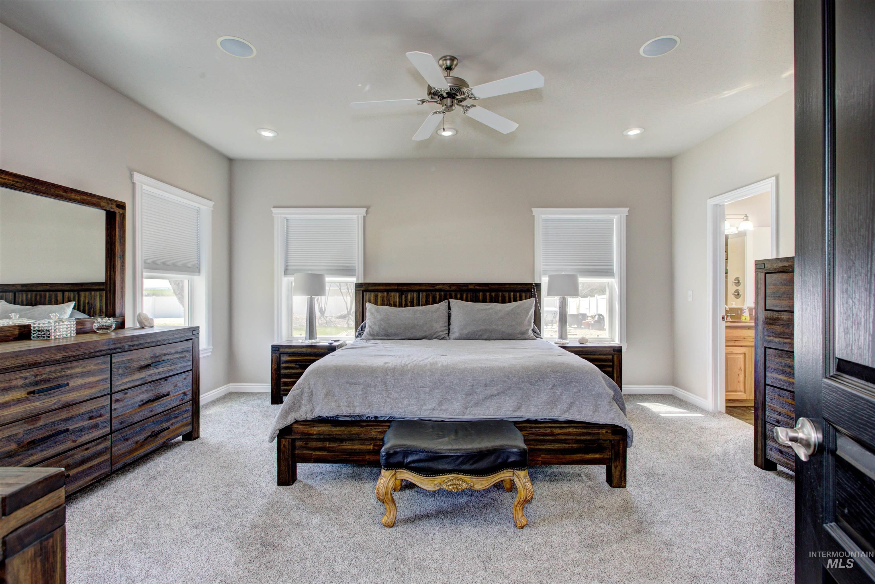 4954 Eagle View Ct Property Photo 24
