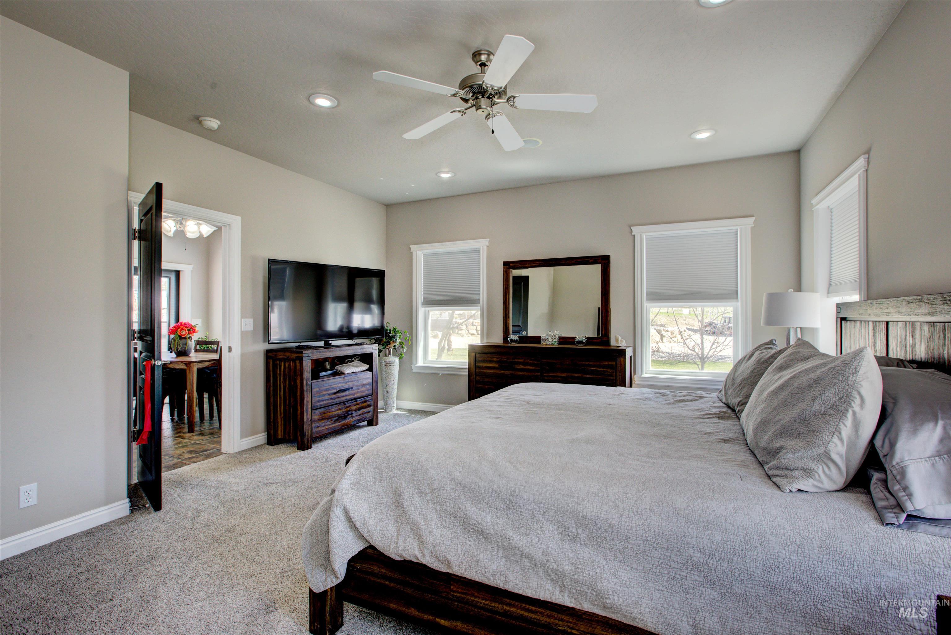 4954 Eagle View Ct Property Photo 25