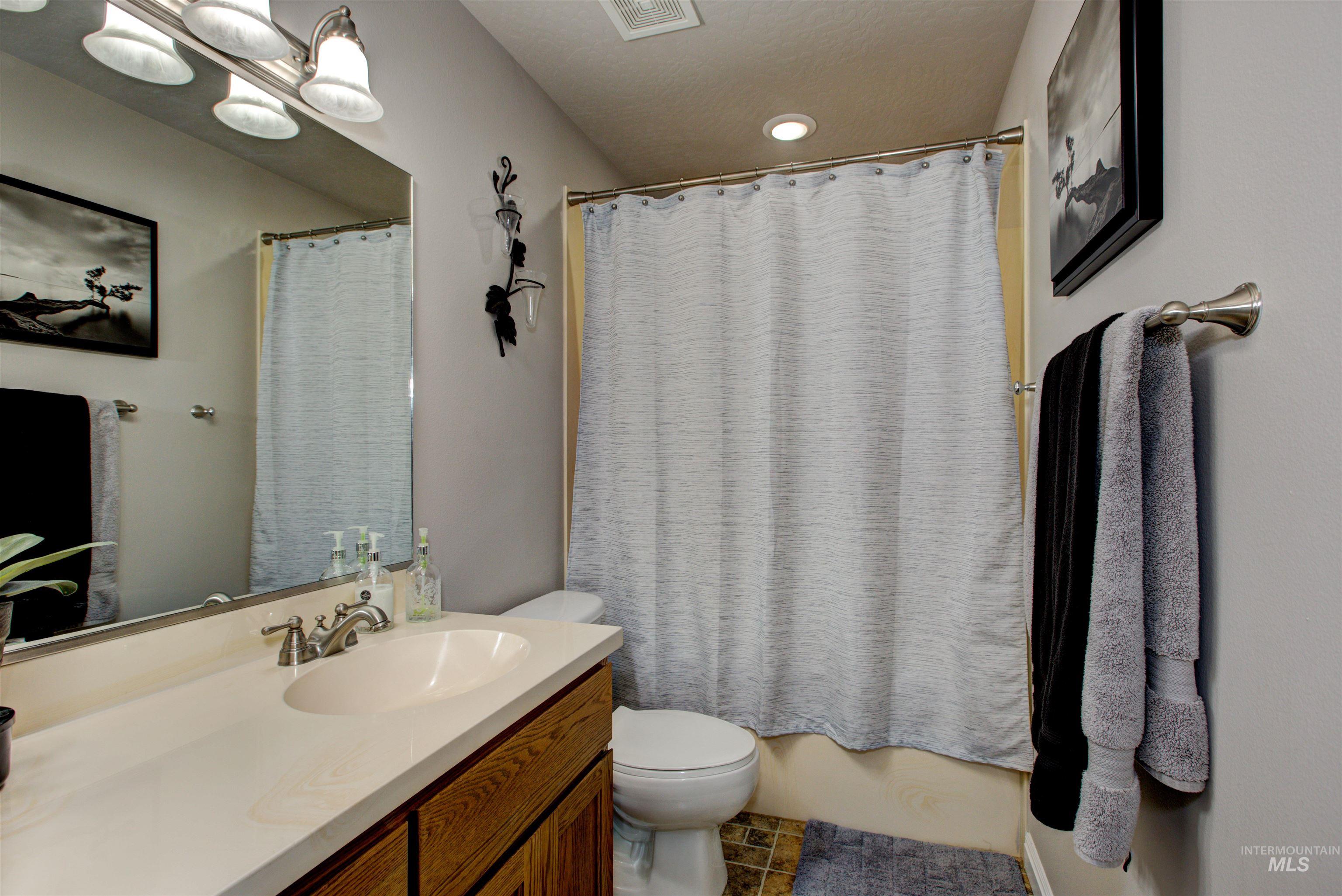 4954 Eagle View Ct Property Photo 34