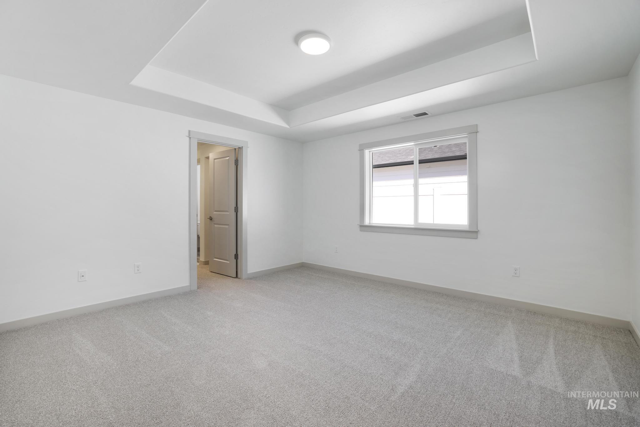 122 Centennial Ct. Property Photo 15