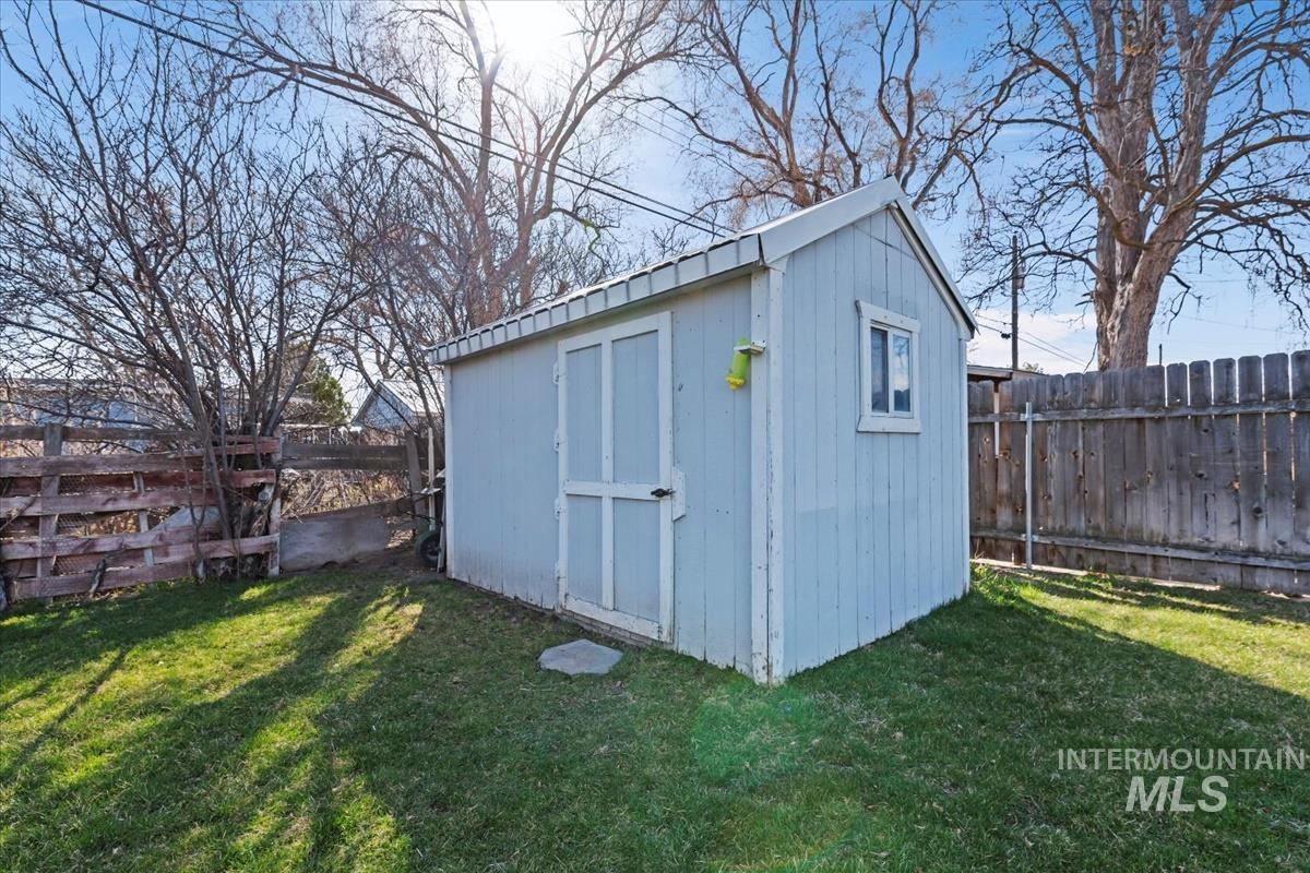 845 S 13th E Property Photo 35