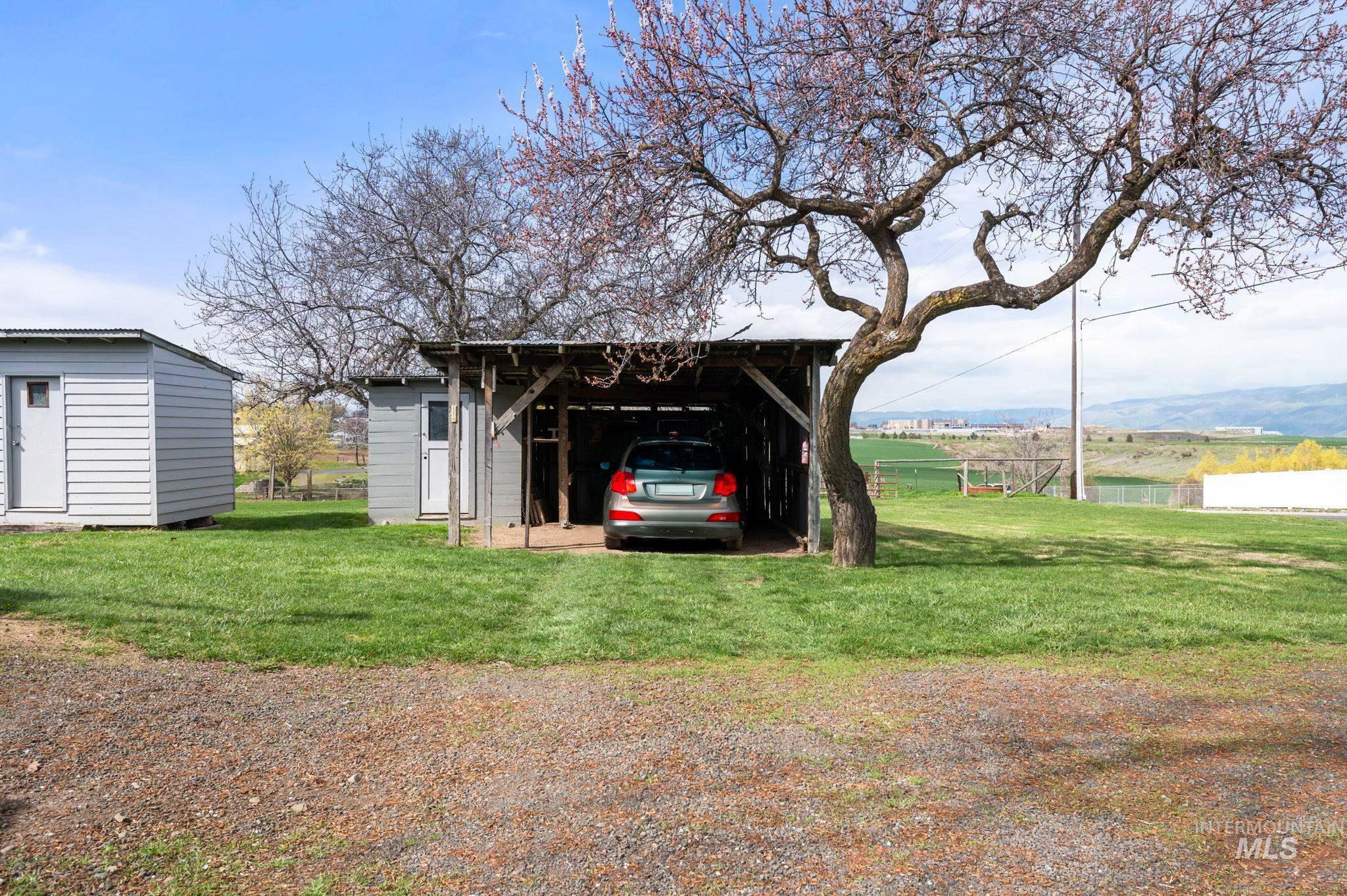 3304 15th Street Property Photo 2