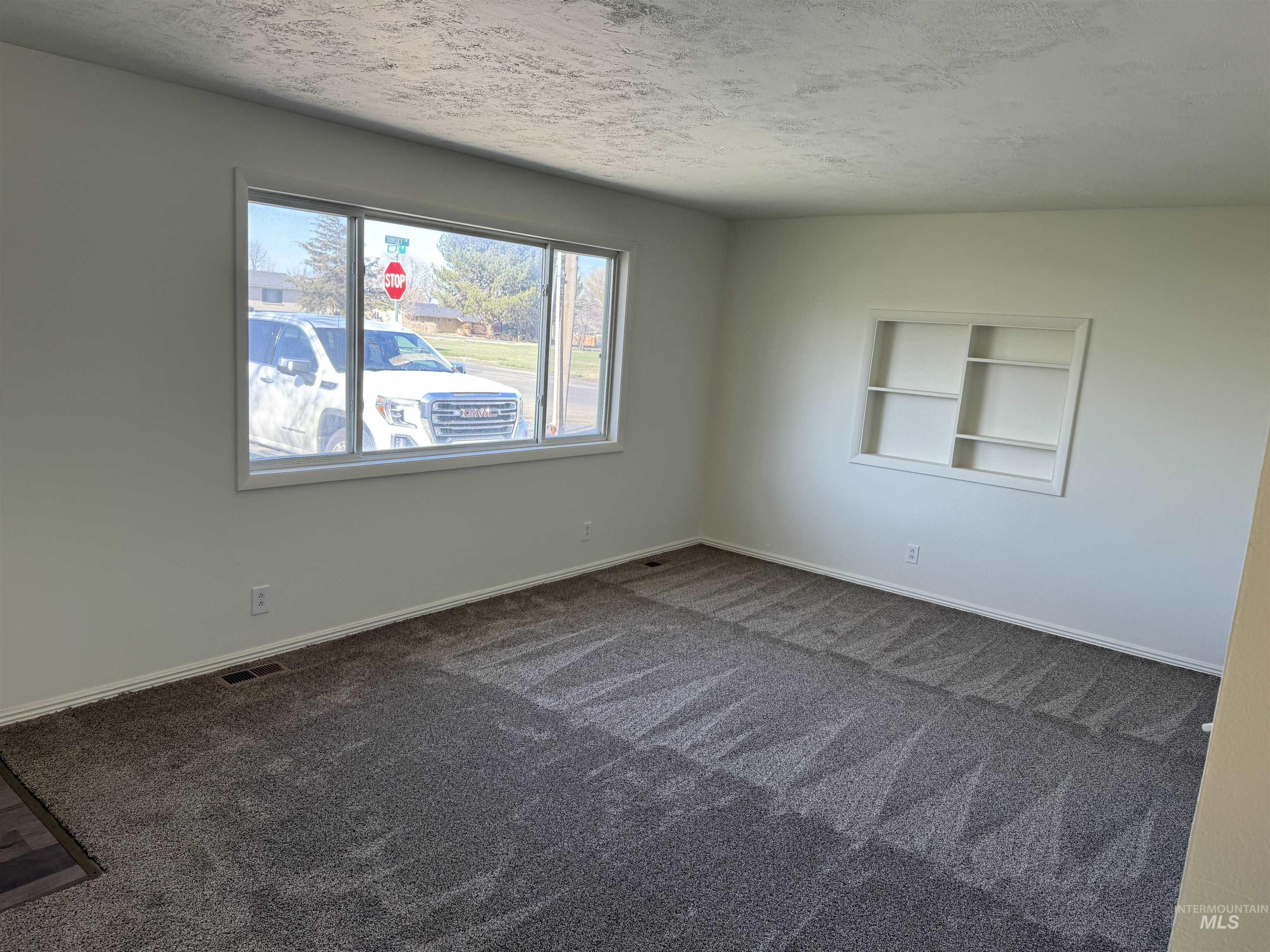 100 Sunset Circle Property Photo 15