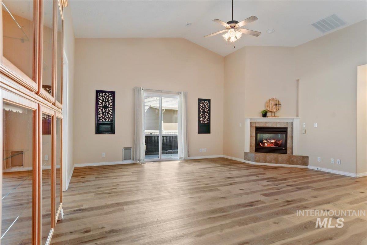 626 N Sterling Property Photo 5