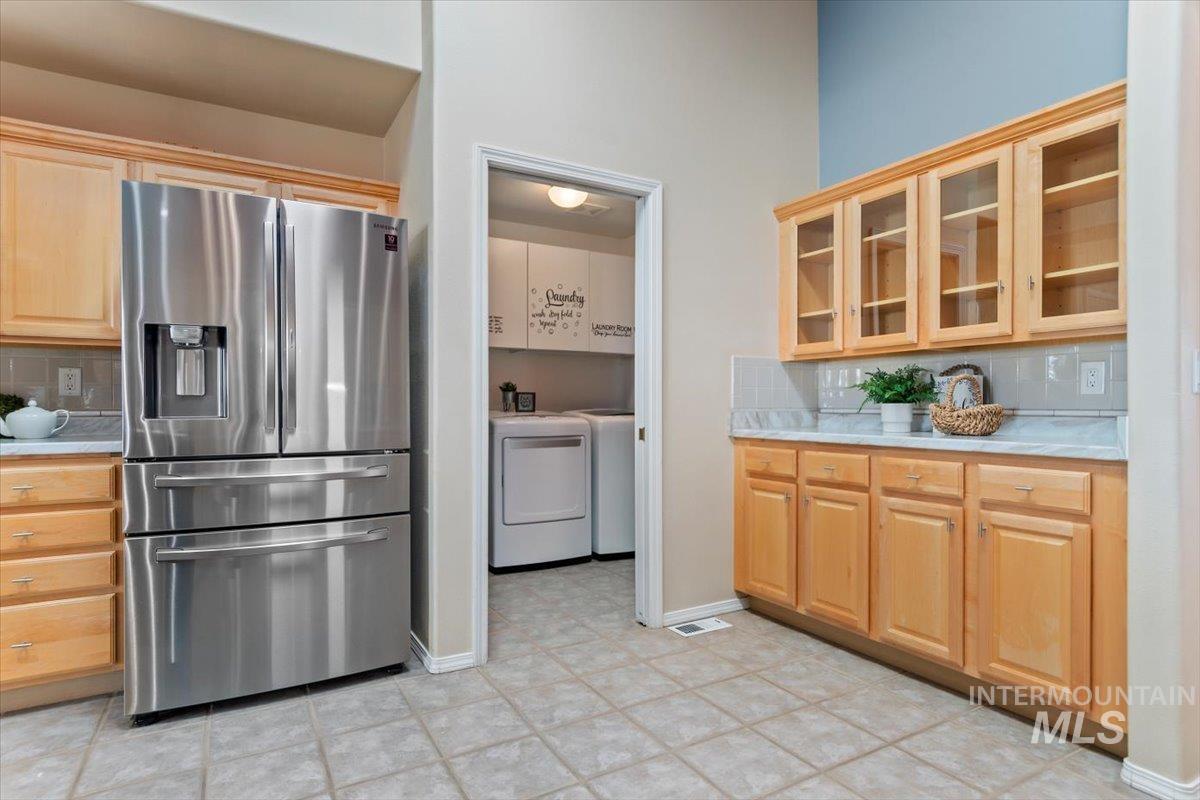626 N Sterling Property Photo 8