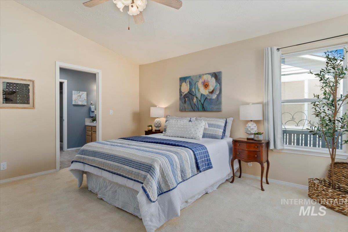 626 N Sterling Property Photo 10