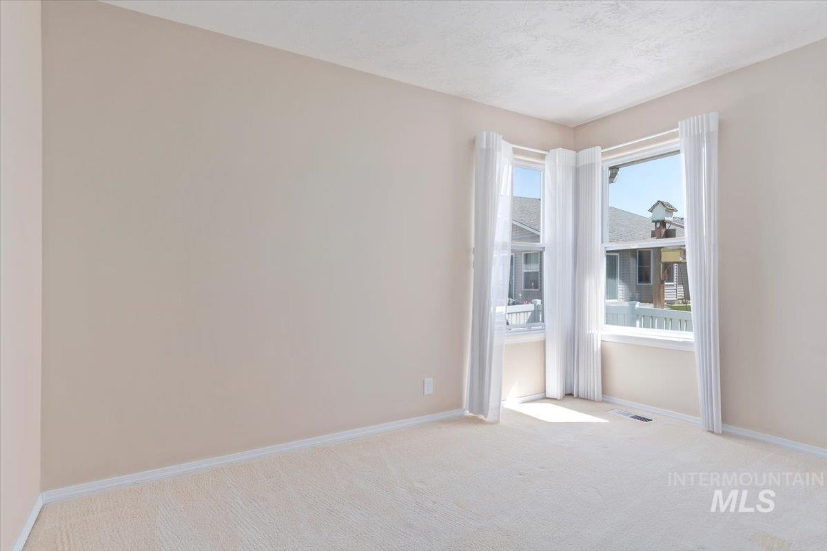 626 N Sterling Property Photo 12