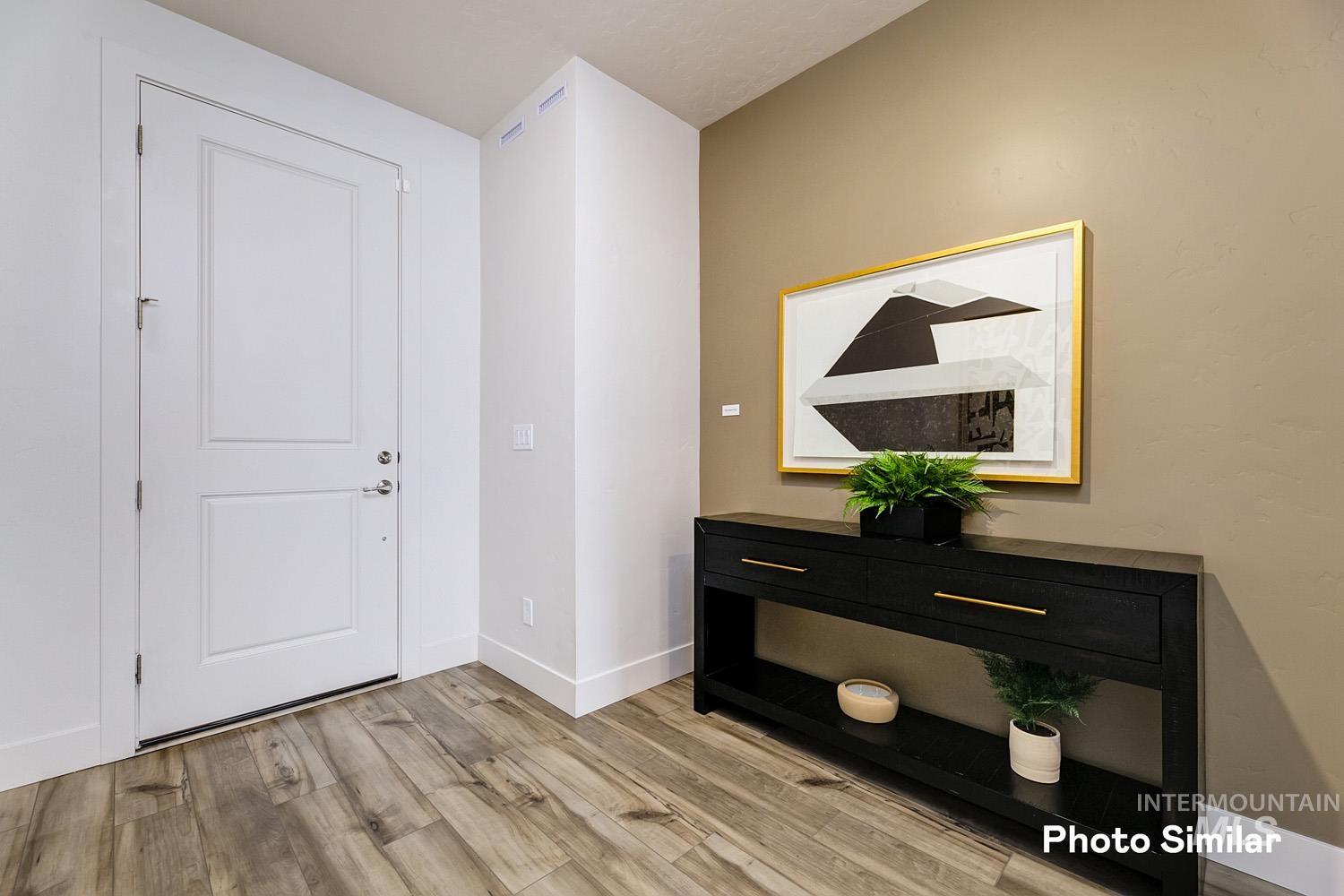 15189 Nimbus Way Property Photo 3