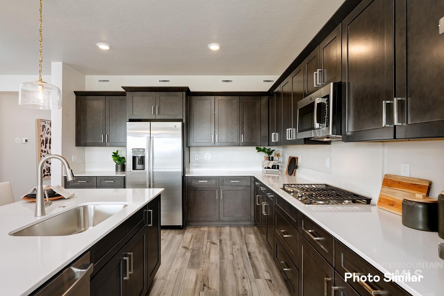 15189 Nimbus Way Property Photo 8