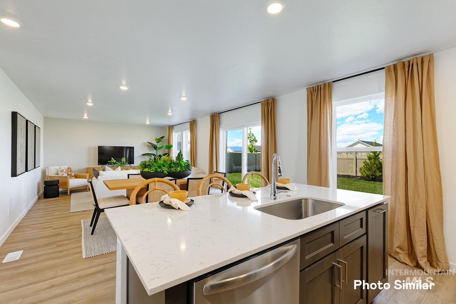 3927 N Keklik Ave Property Photo 8