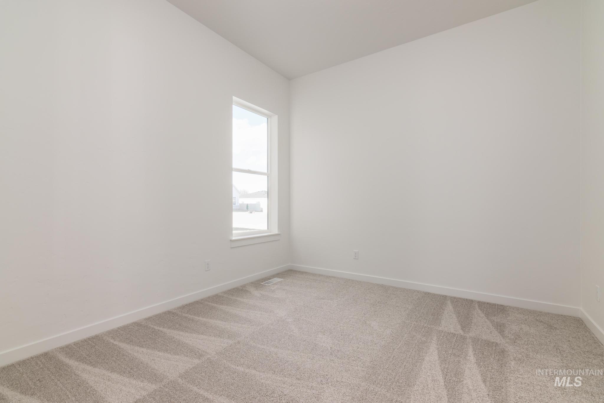 320 Orrison St Property Photo 21