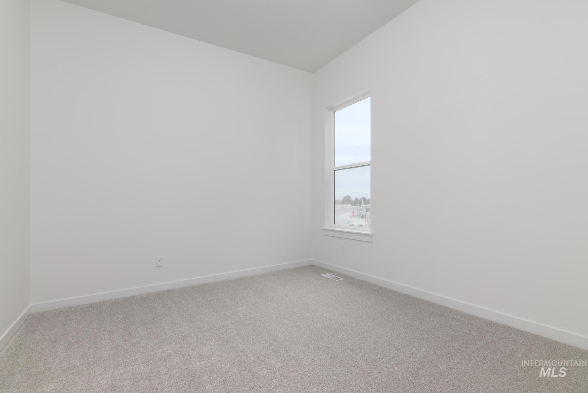 412 Orrison St Property Photo 24