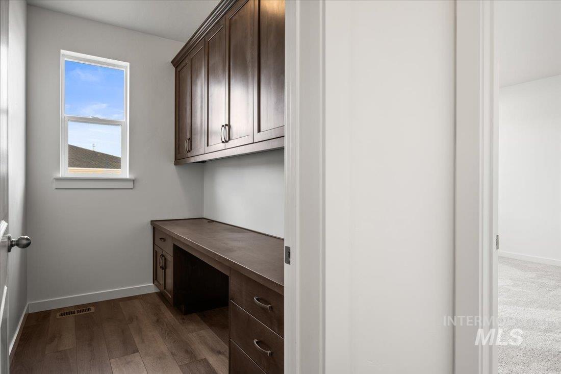 8432 S Updale Ave Property Photo 13
