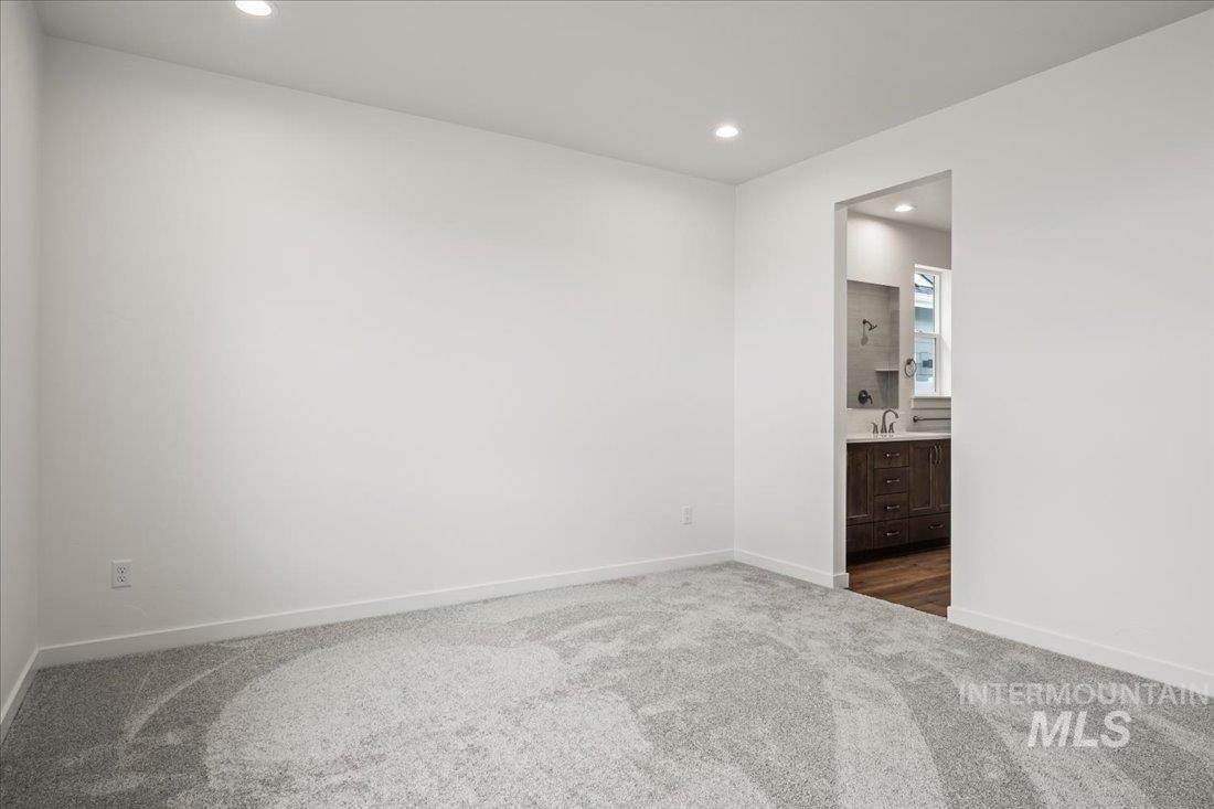 8432 S Updale Ave Property Photo 15