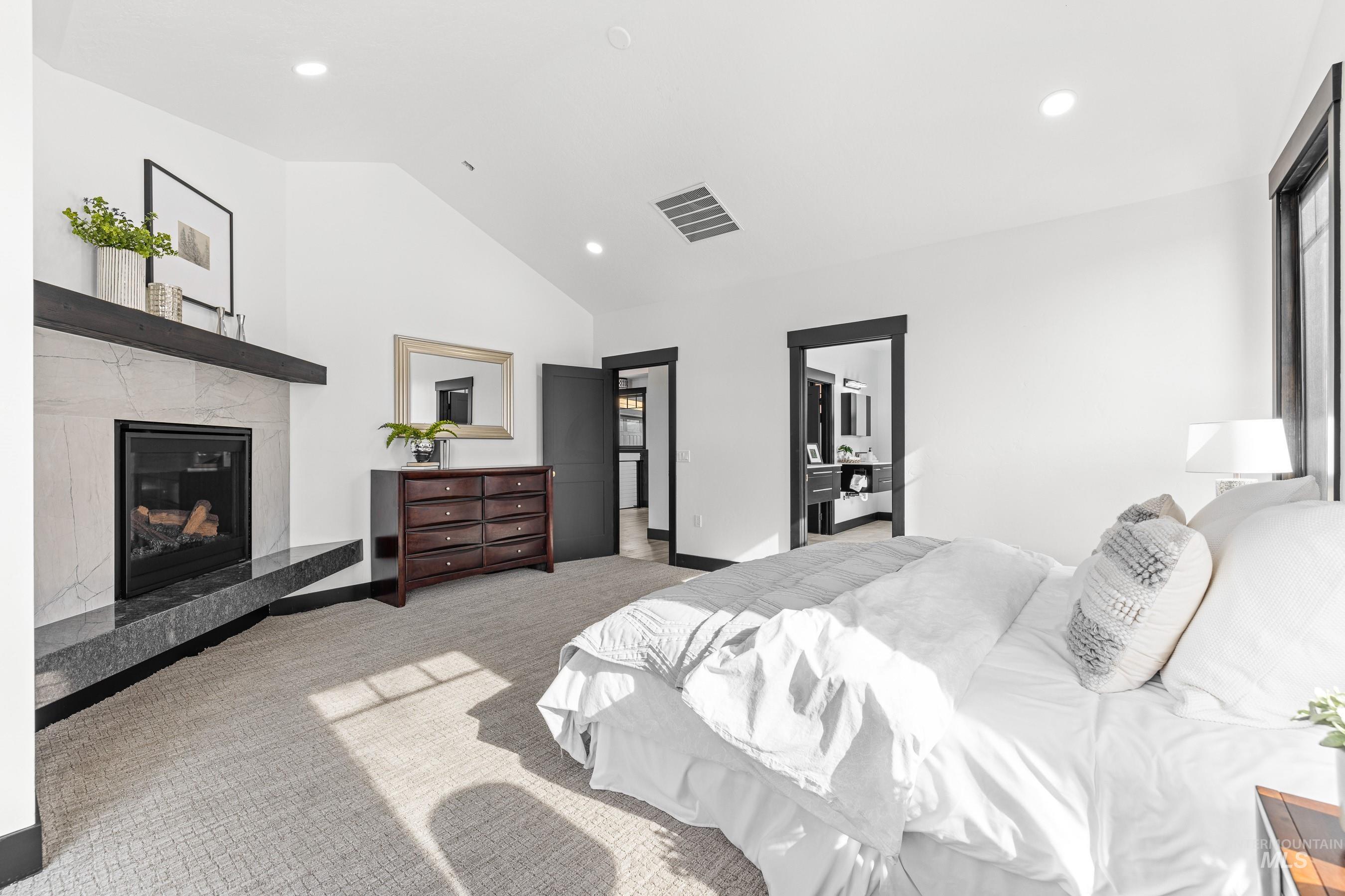 15 Veil Cave Court Property Photo 29