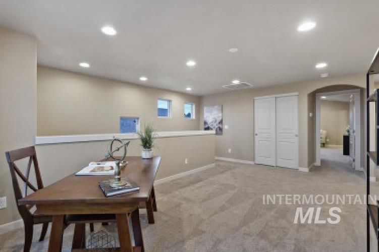 6351 W Stavros Dr Property Photo 7