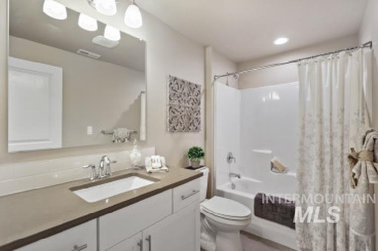 6351 W Stavros Dr Property Photo 12