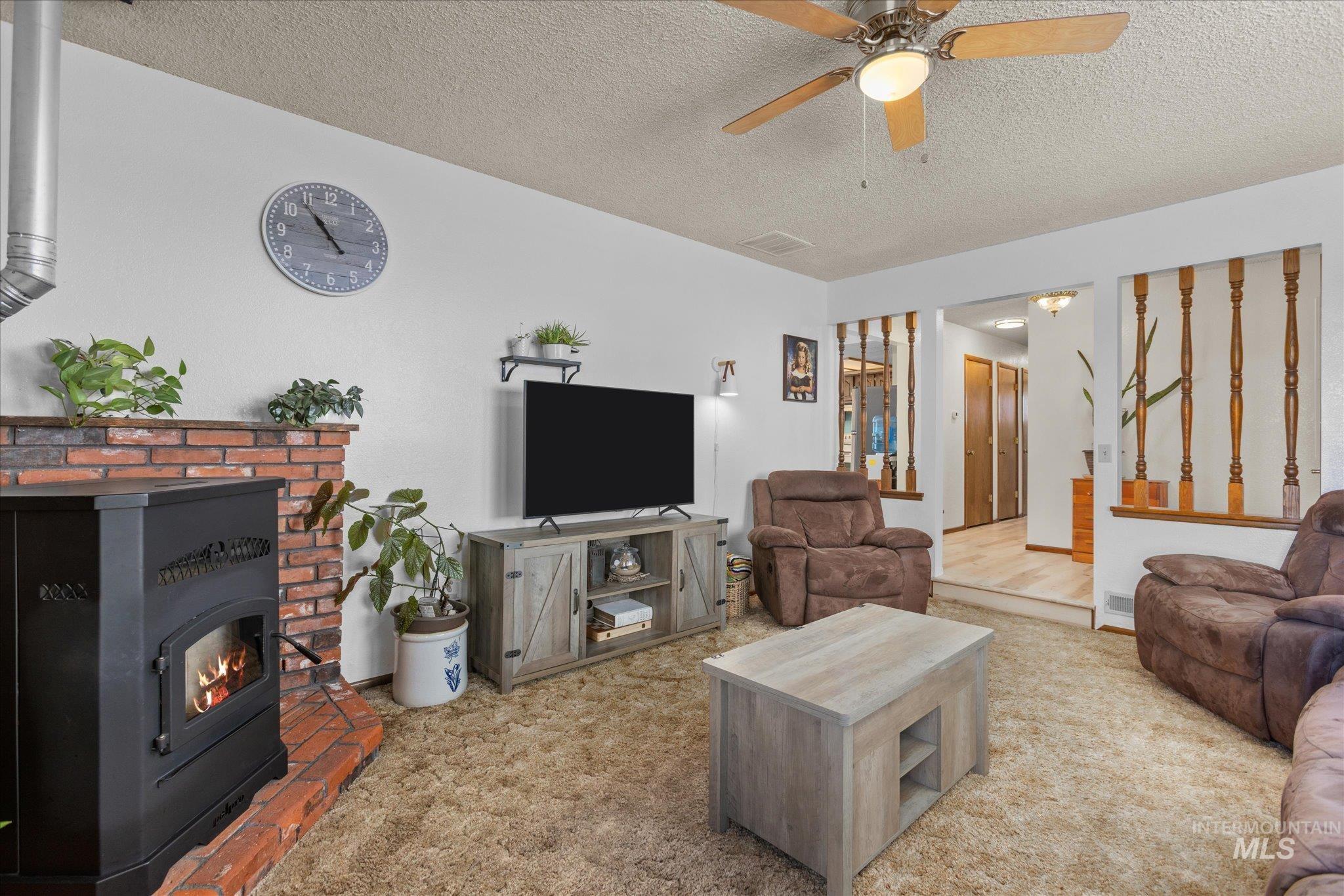 1430 Mann Creek Rd Property Photo 7